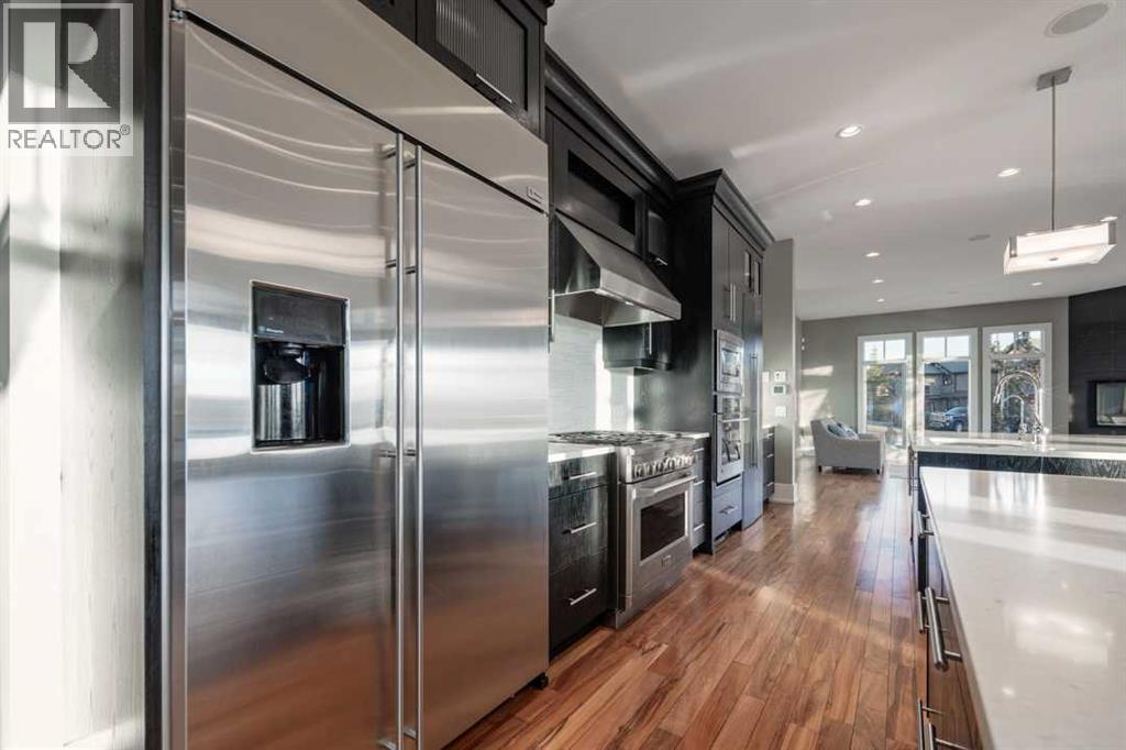 Single Family House for Sale in  Spring Valley Way SW Springbank Hill Calgary 