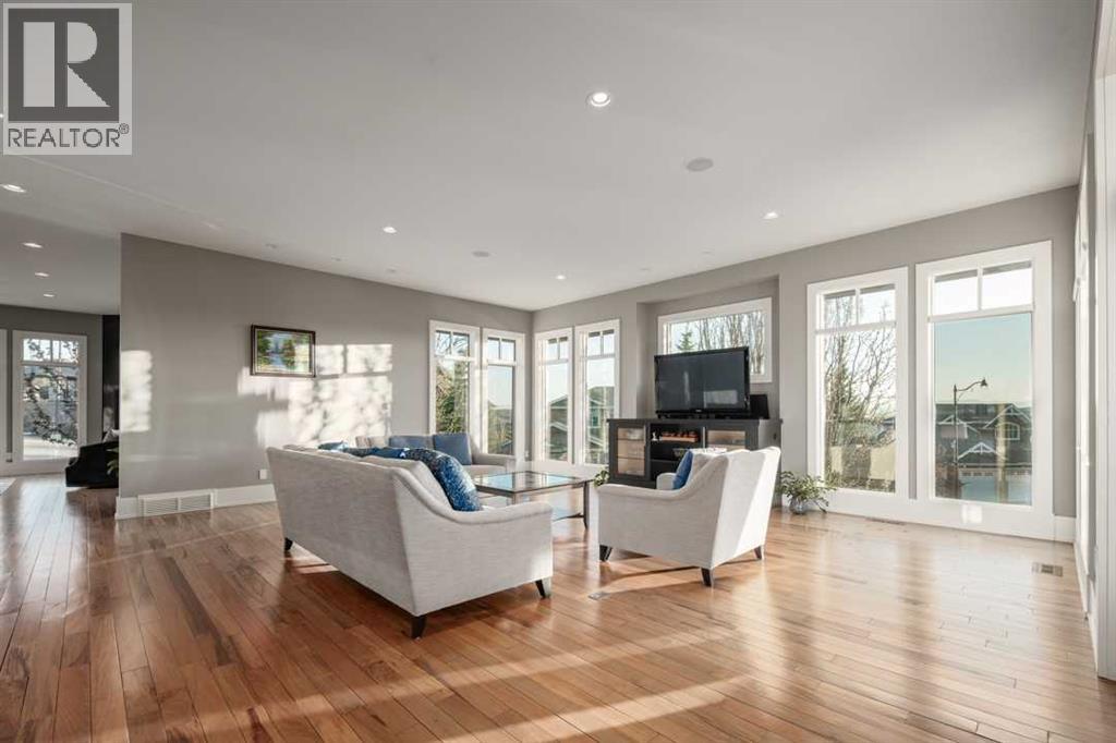 Single Family House for Sale in  Spring Valley Way SW Springbank Hill Calgary 