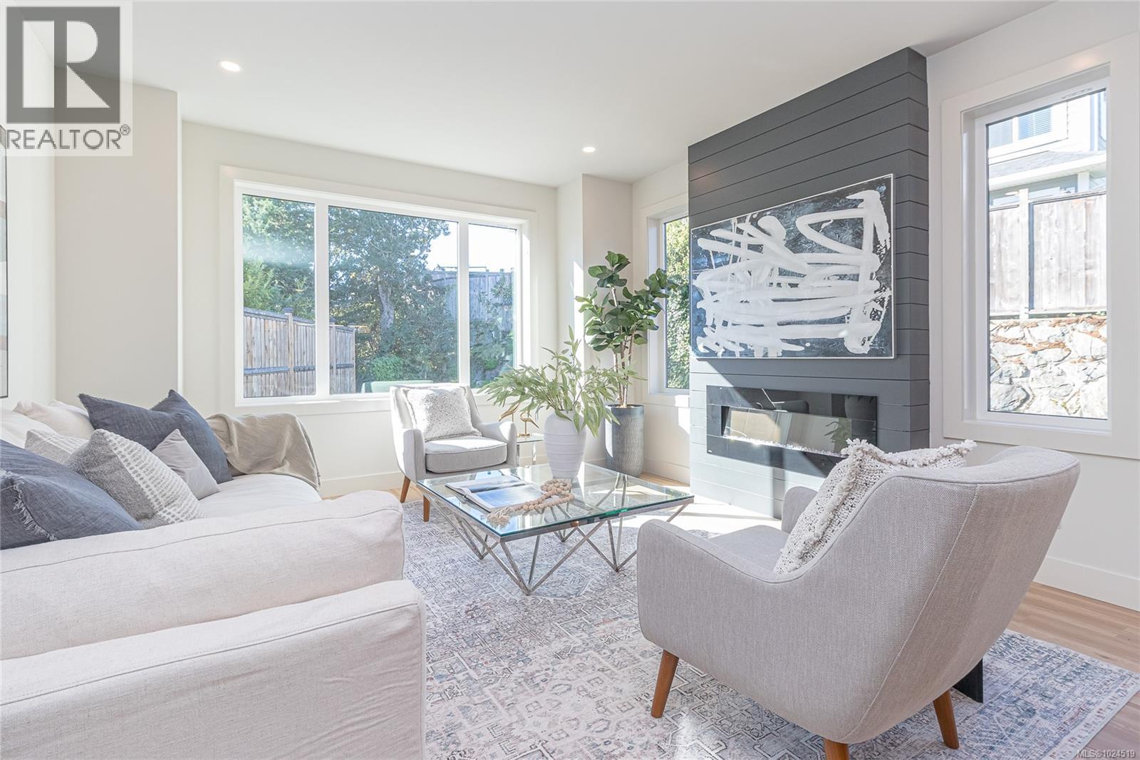  658 Wisteria Ridge, Langford