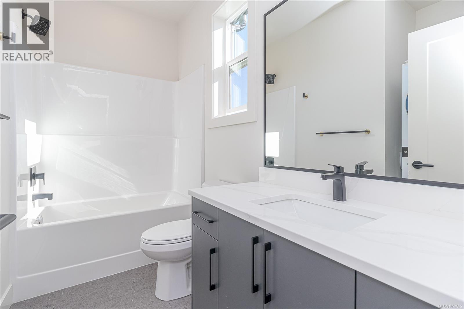  658 Wisteria Ridge, Langford