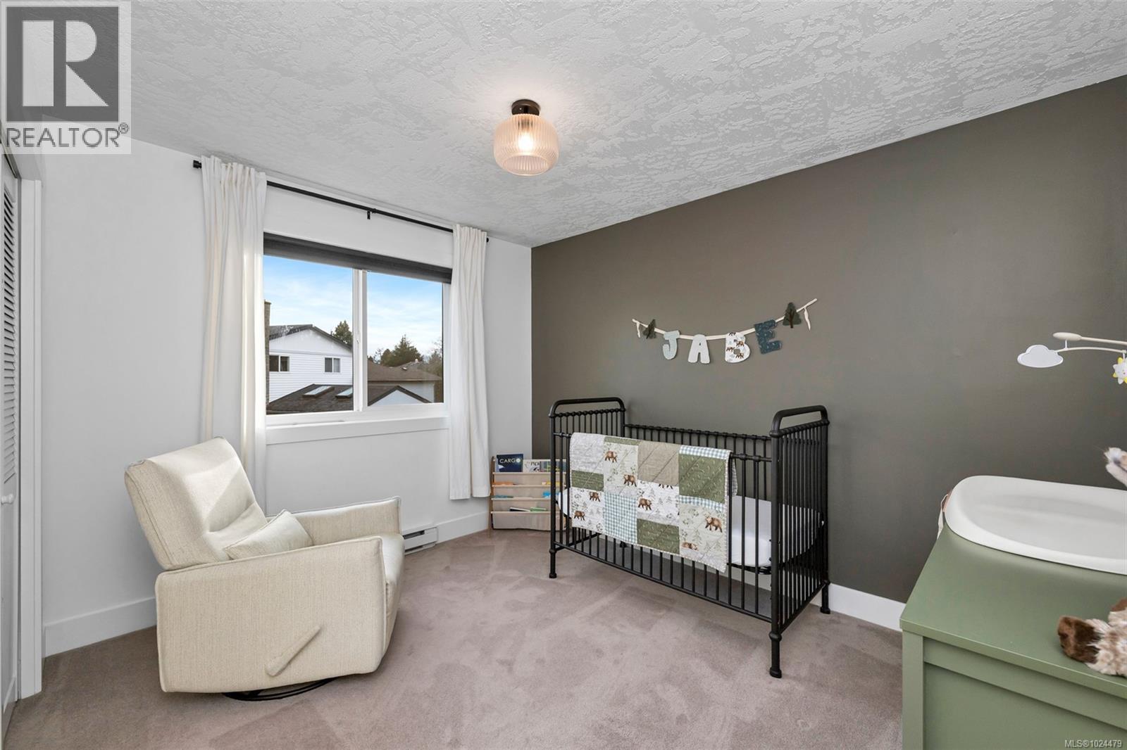 10369 Bowerbank Rd, Sidney