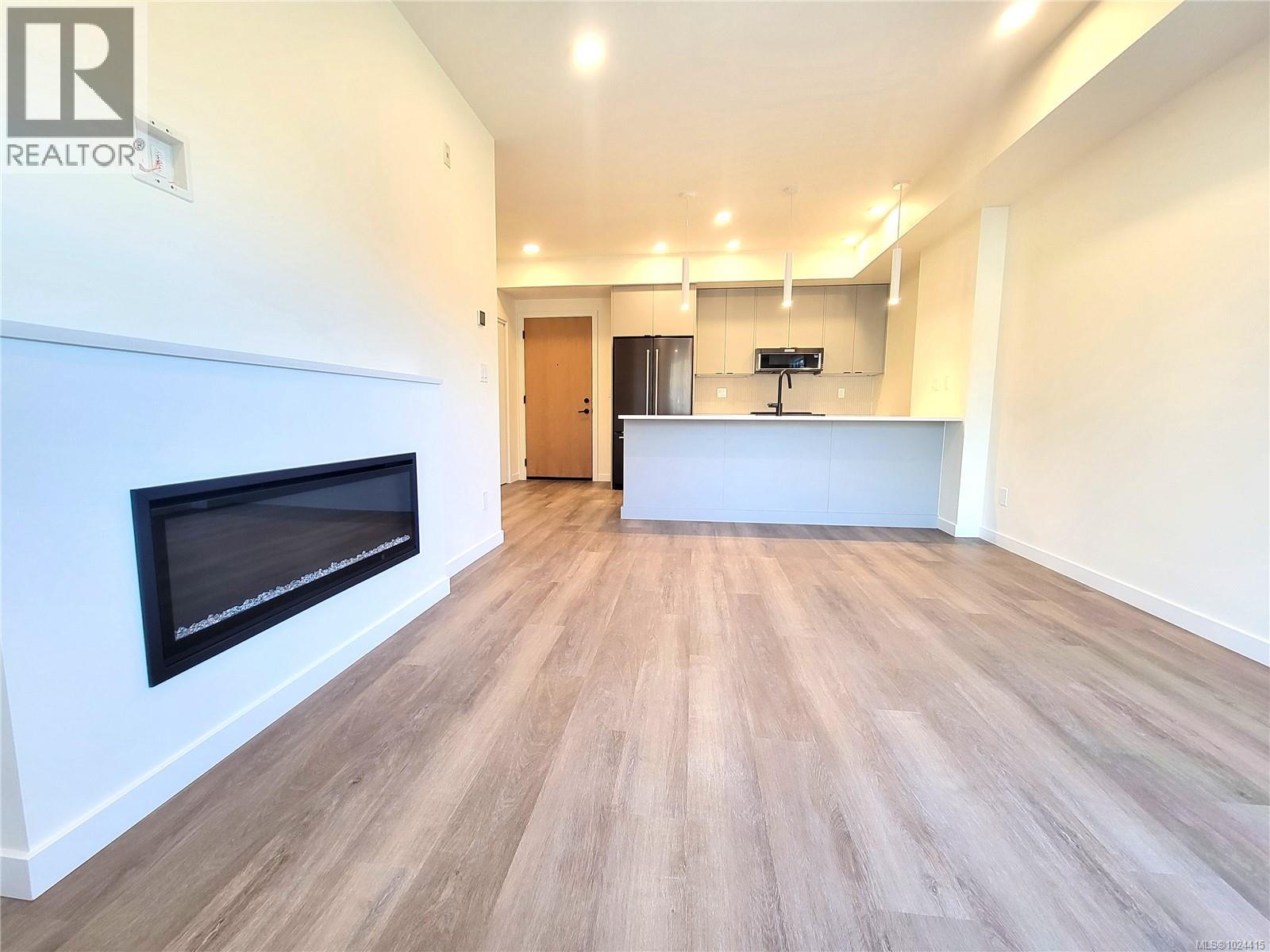 B503 1102 Esquimalt Rd, Esquimalt