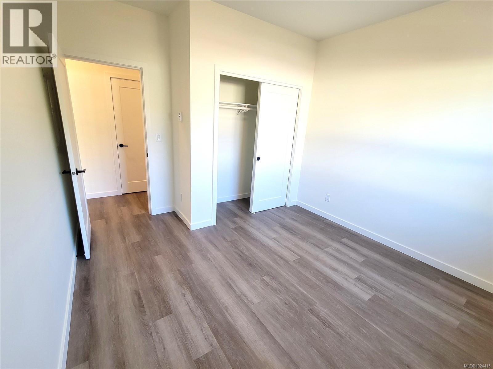 B503 1102 Esquimalt Rd, Esquimalt