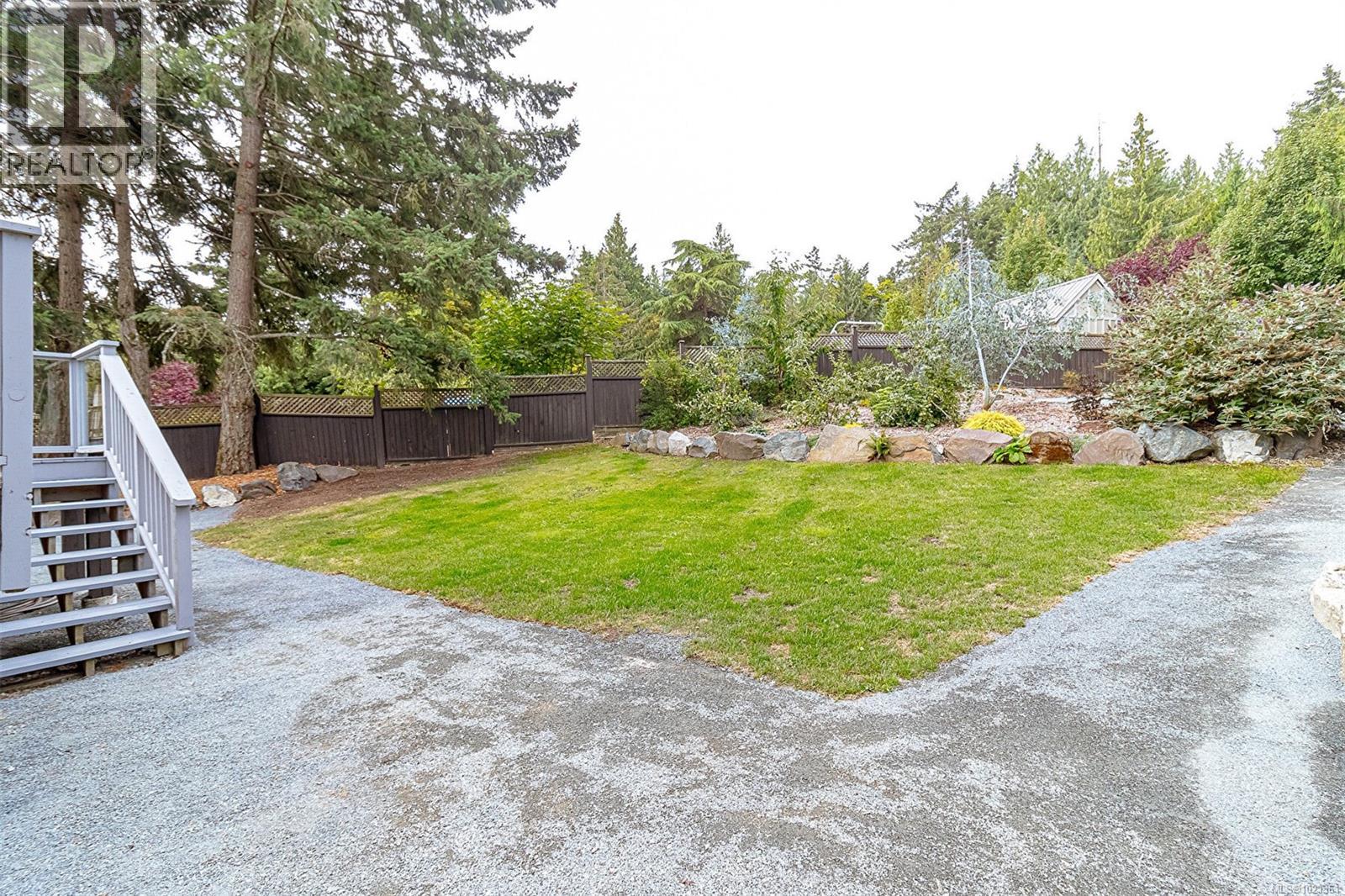  1991 Dean Park Road, North Saanich