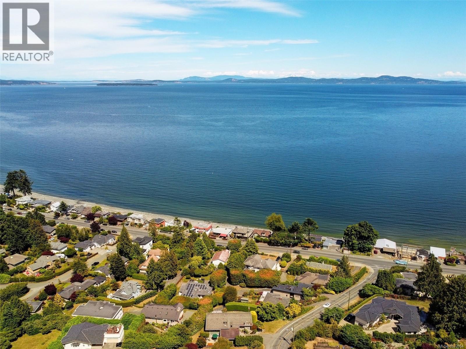  985 Sutcliffe Road, Saanich