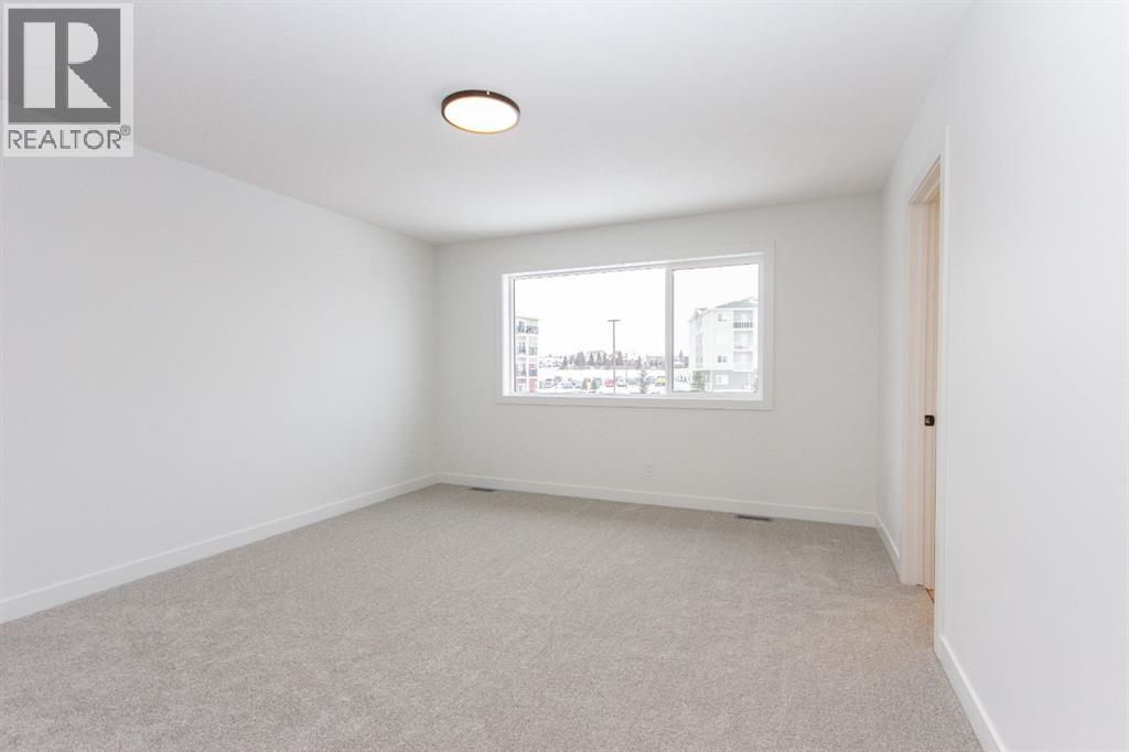 12 Trinity Street, Lacombe