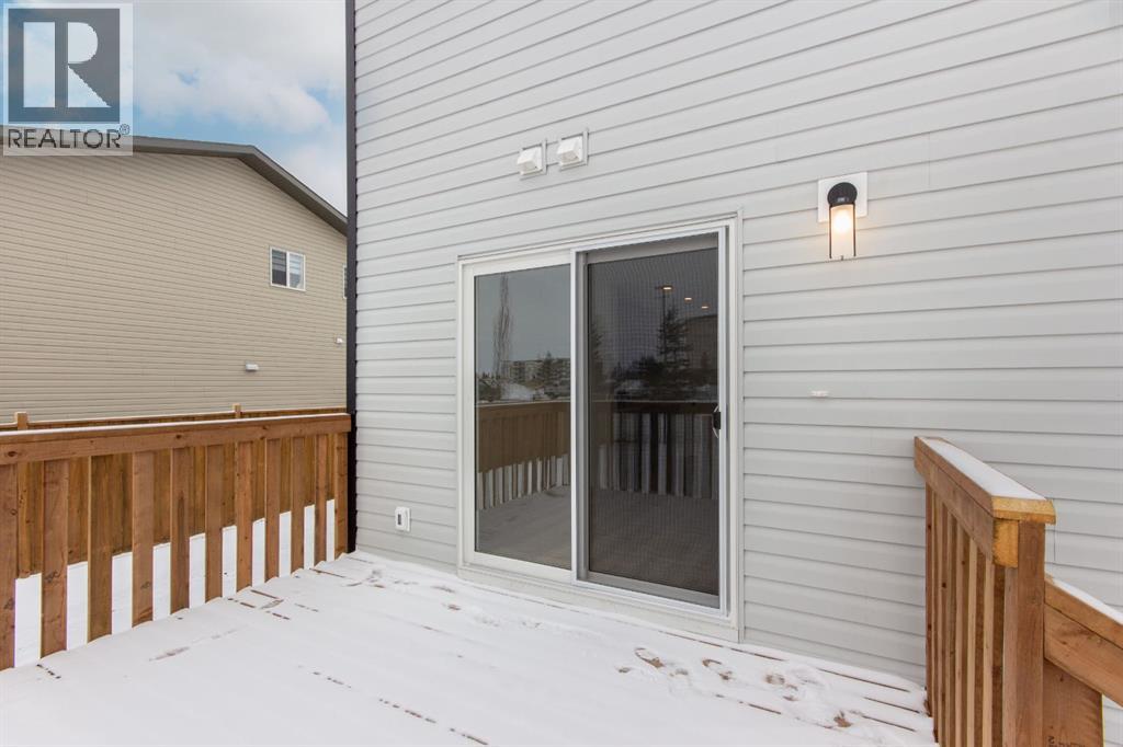 12 Trinity Street, Lacombe