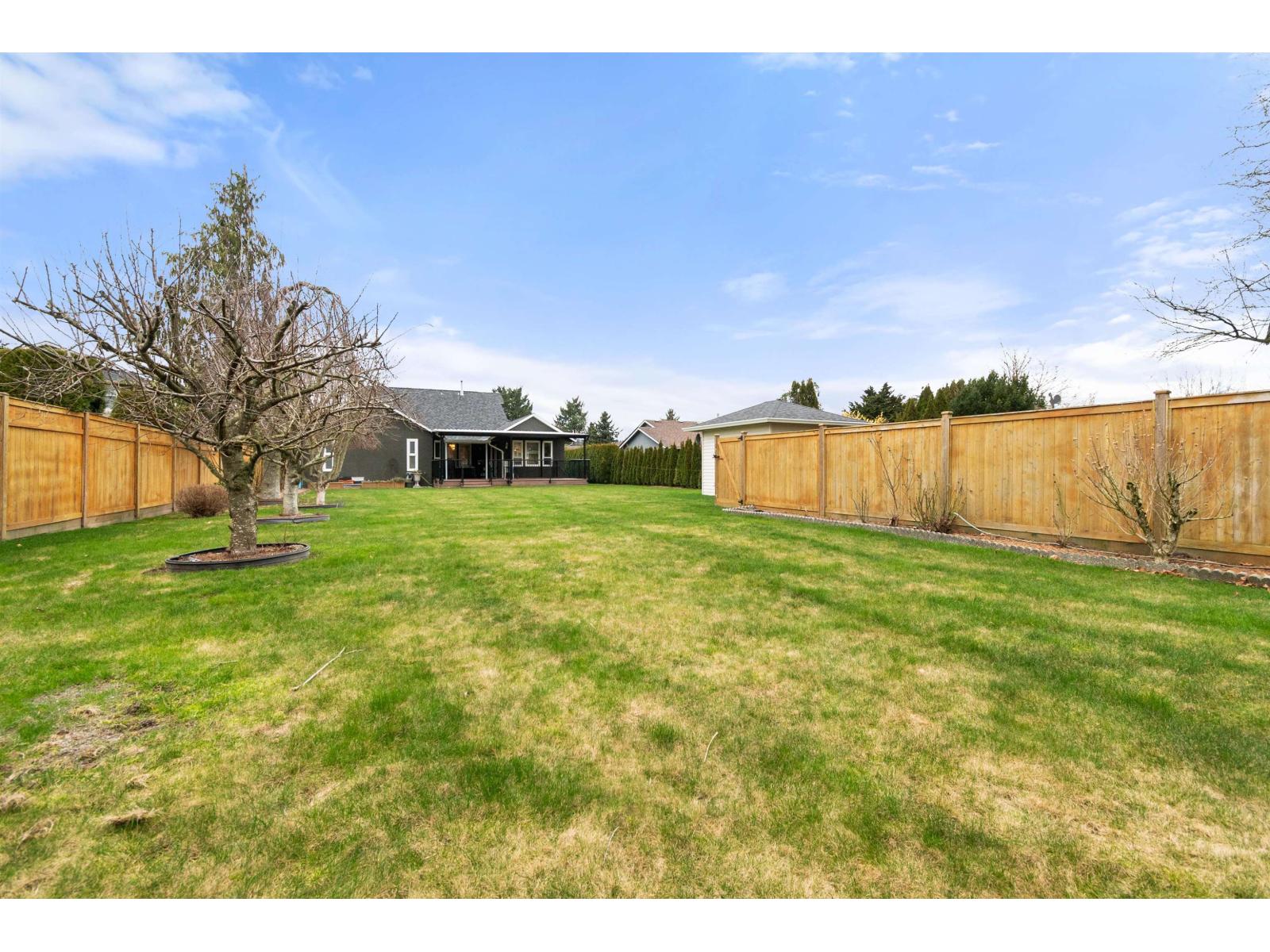 6792 HENRY STREET, Sardis South, Chilliwack