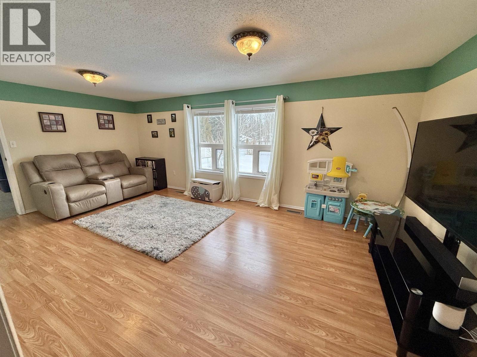 950 LAUREL ROAD, Quesnel