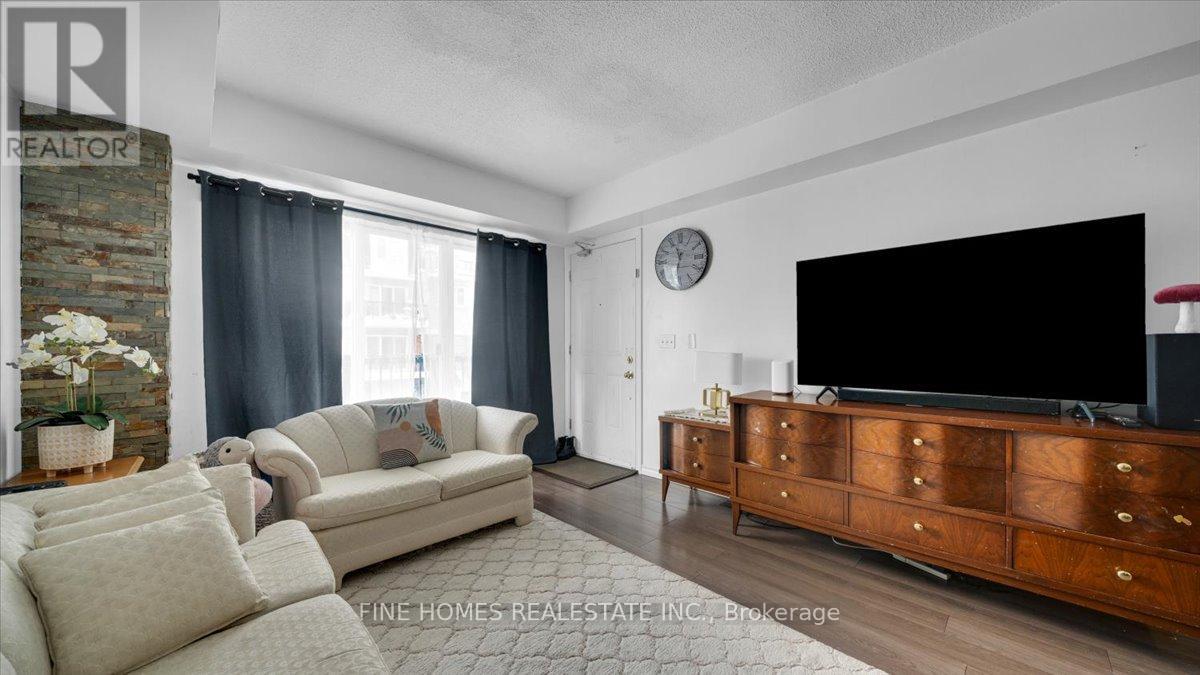 #2072 3041 FINCH AVENUE W - 4
