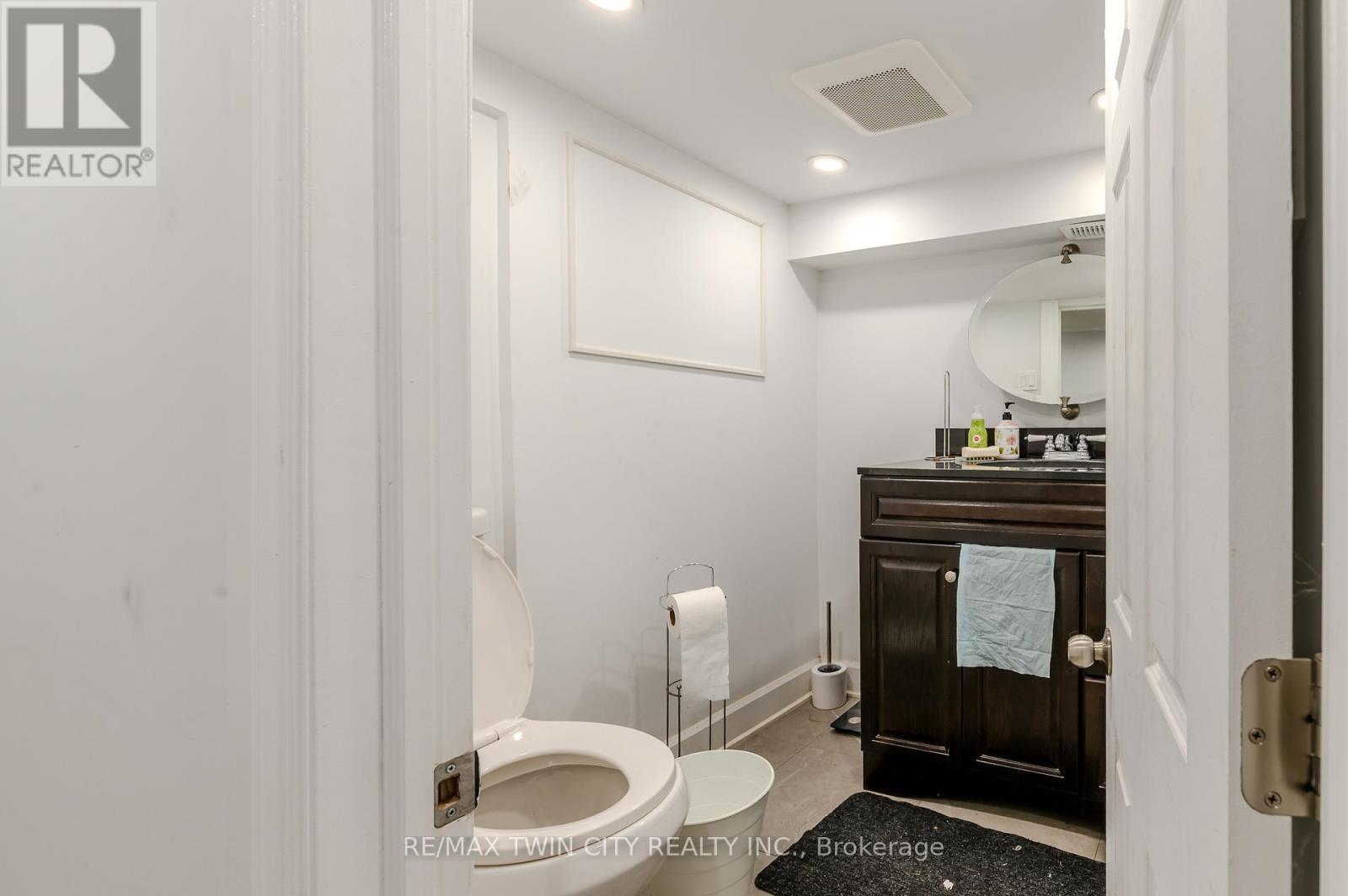 126 TISDALE STREET N - 17