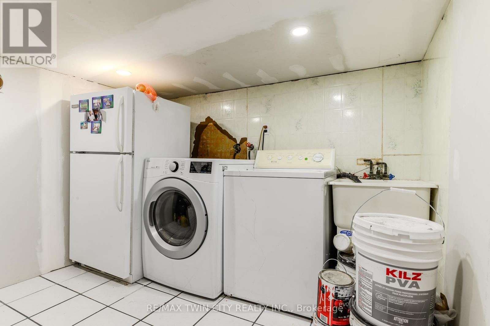 126 TISDALE STREET N - 18