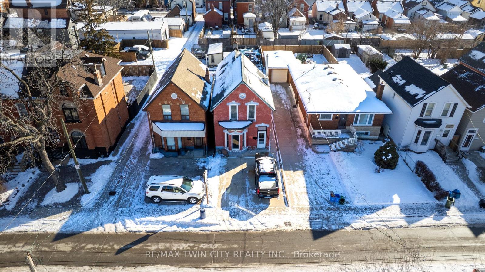 126 TISDALE STREET N - 27