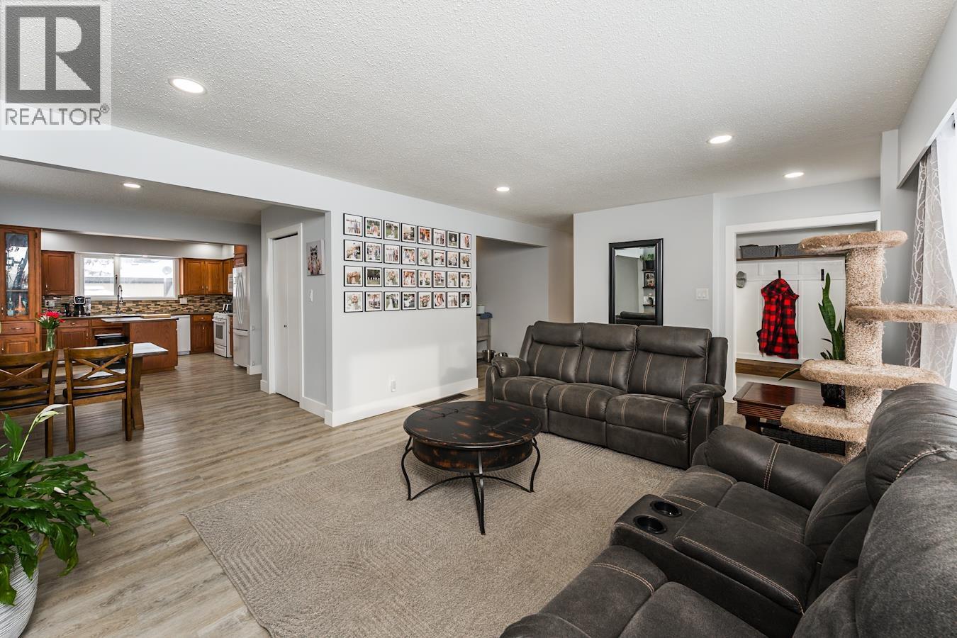 523 WILLIAMS CRESCENT, Prince George