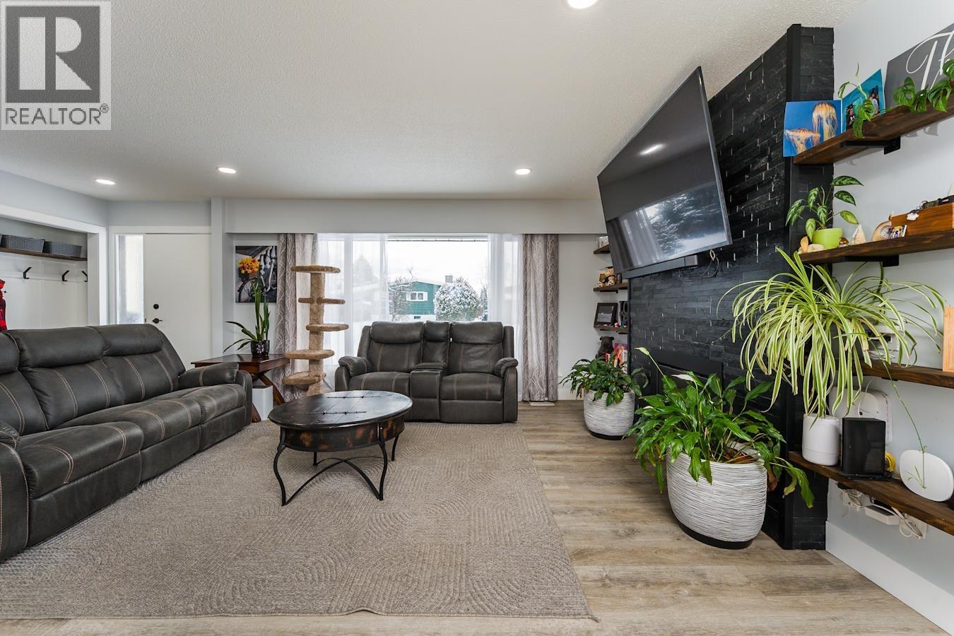 523 WILLIAMS CRESCENT, Prince George