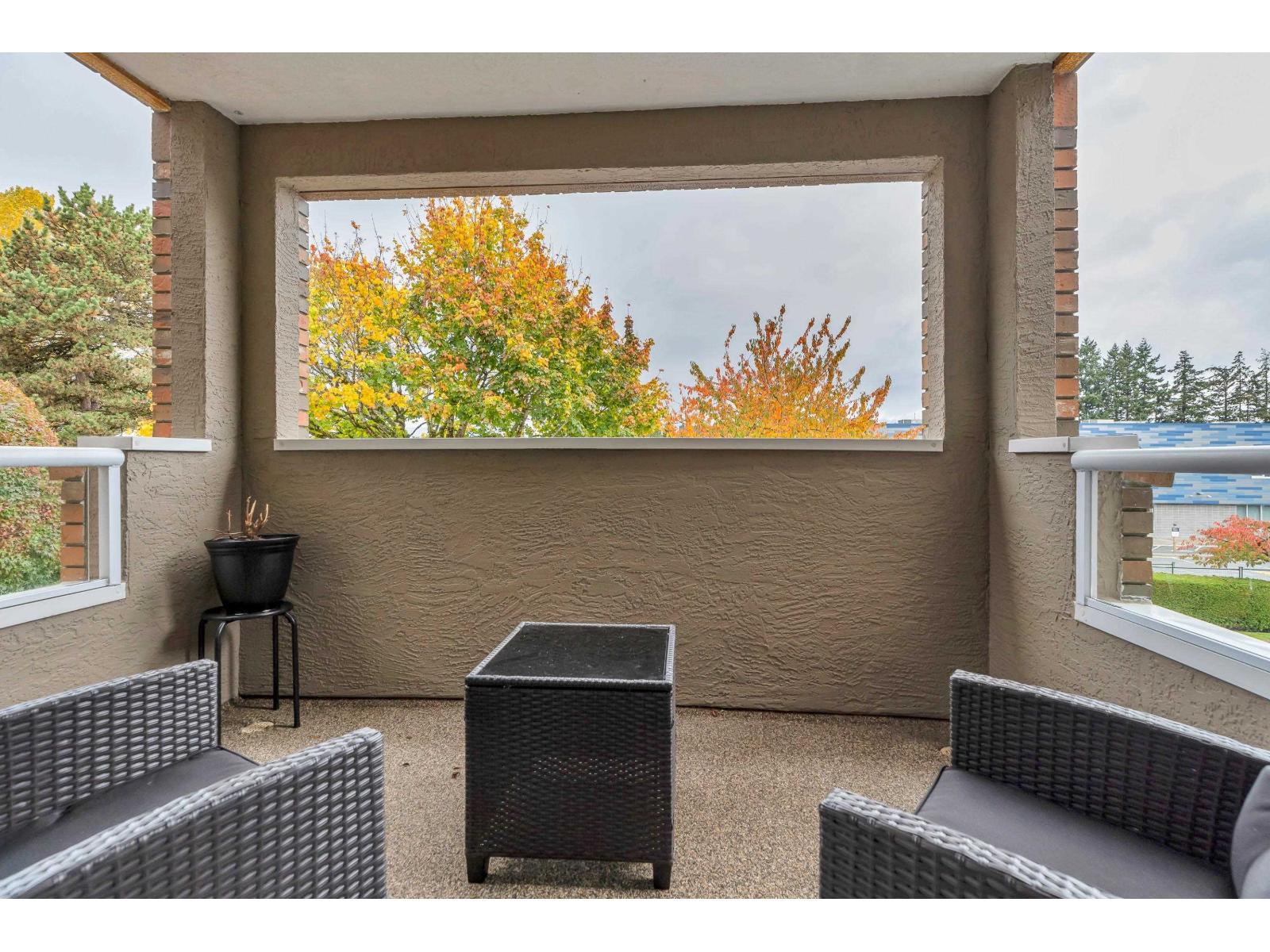 211 2239 152 STREET, Surrey