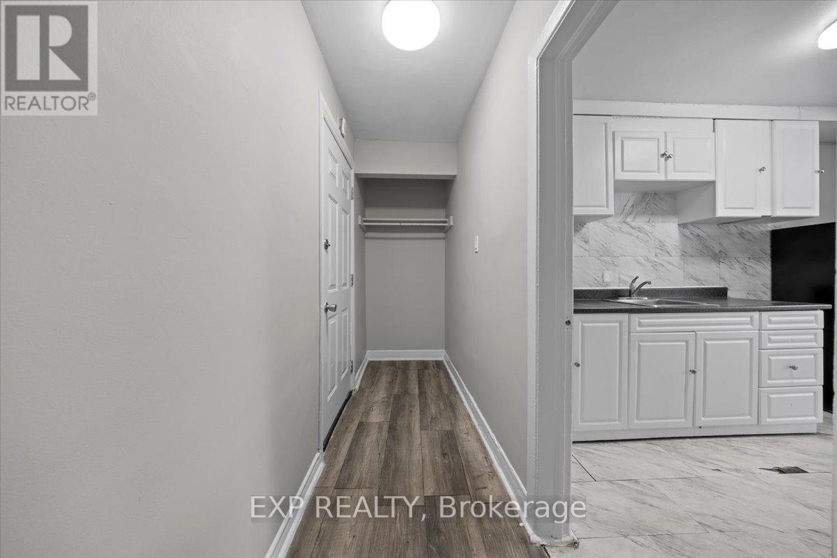 1455 Morisset Unit 03 photo 5