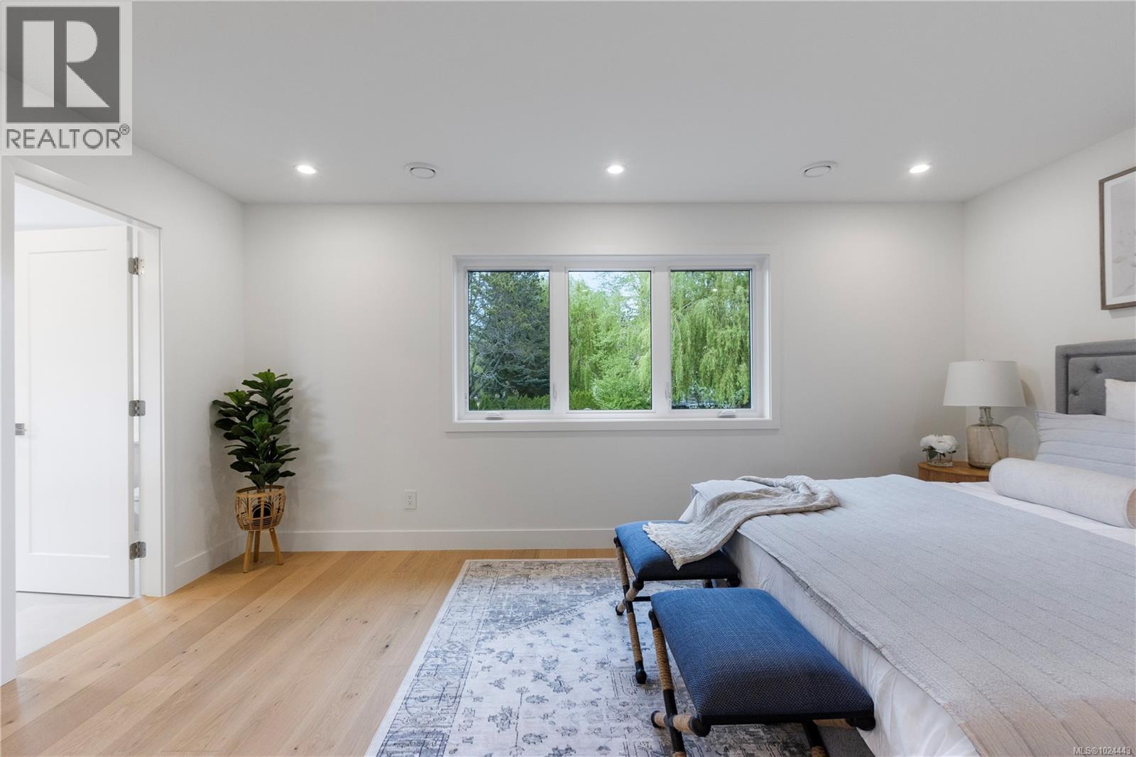 220 KAMLOOPS AVE - 16