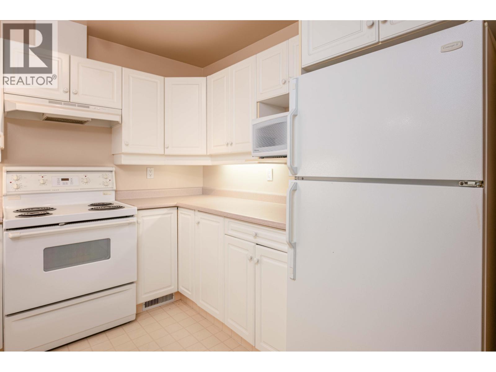 402 1638 6TH AVENUE, Prince George