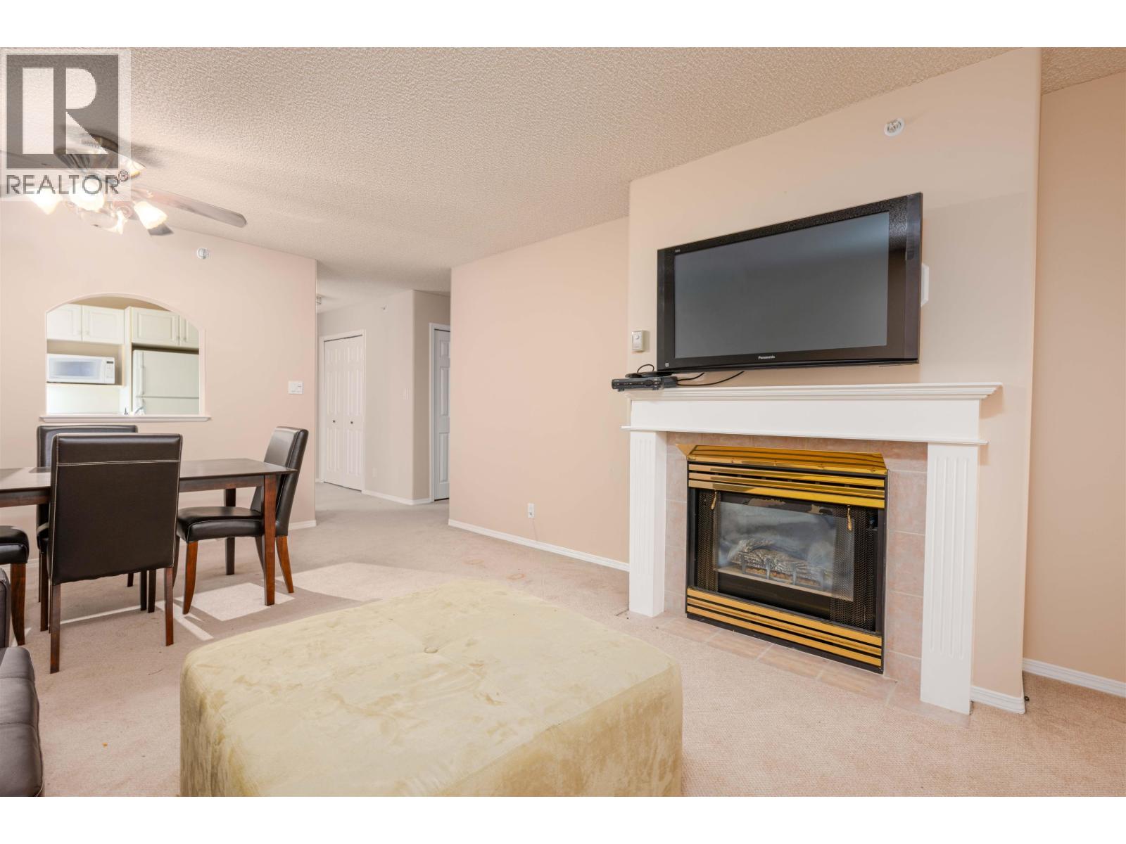 402 1638 6TH AVENUE, Prince George