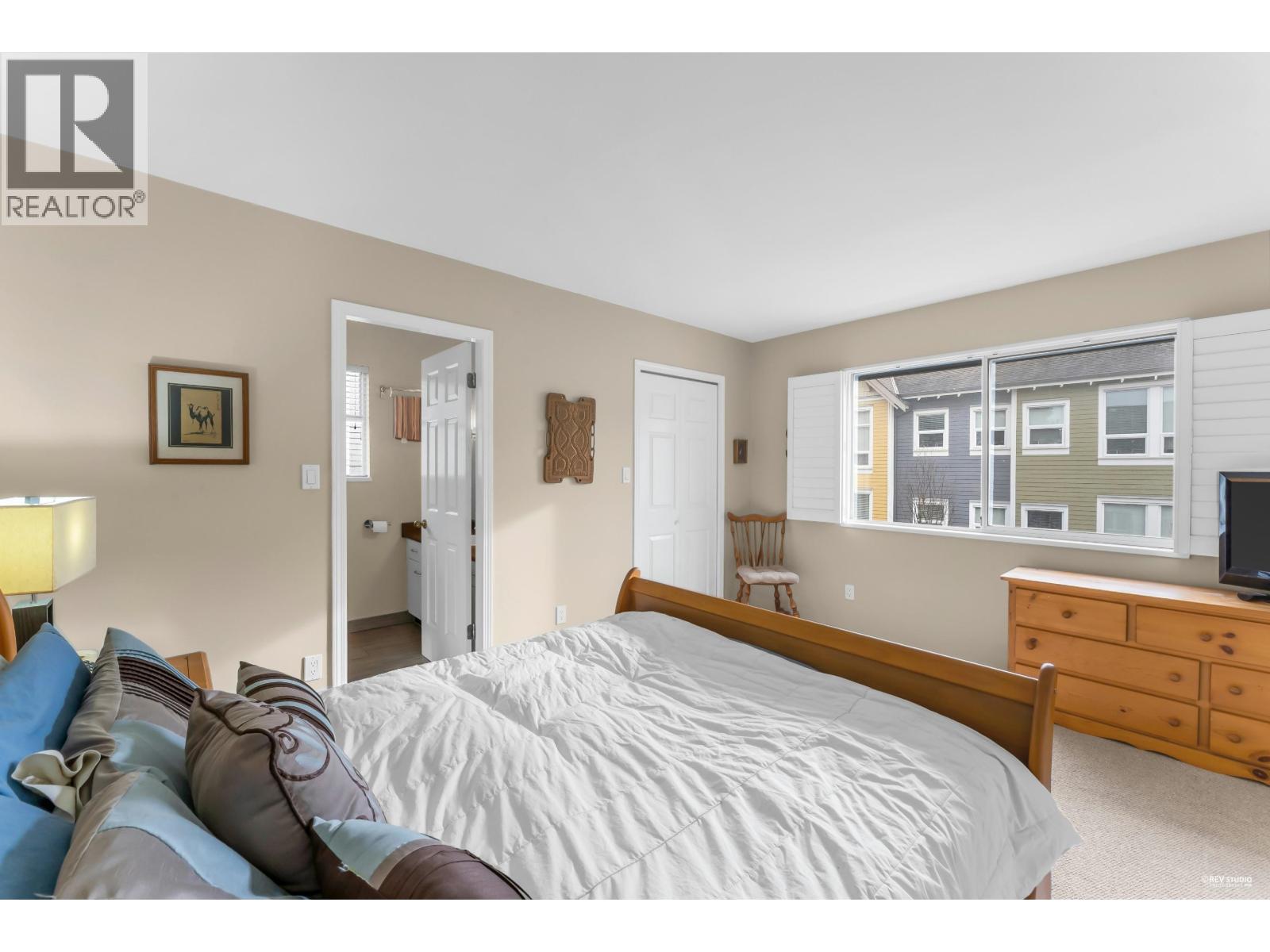 #8-4890 48 Avenue, Delta