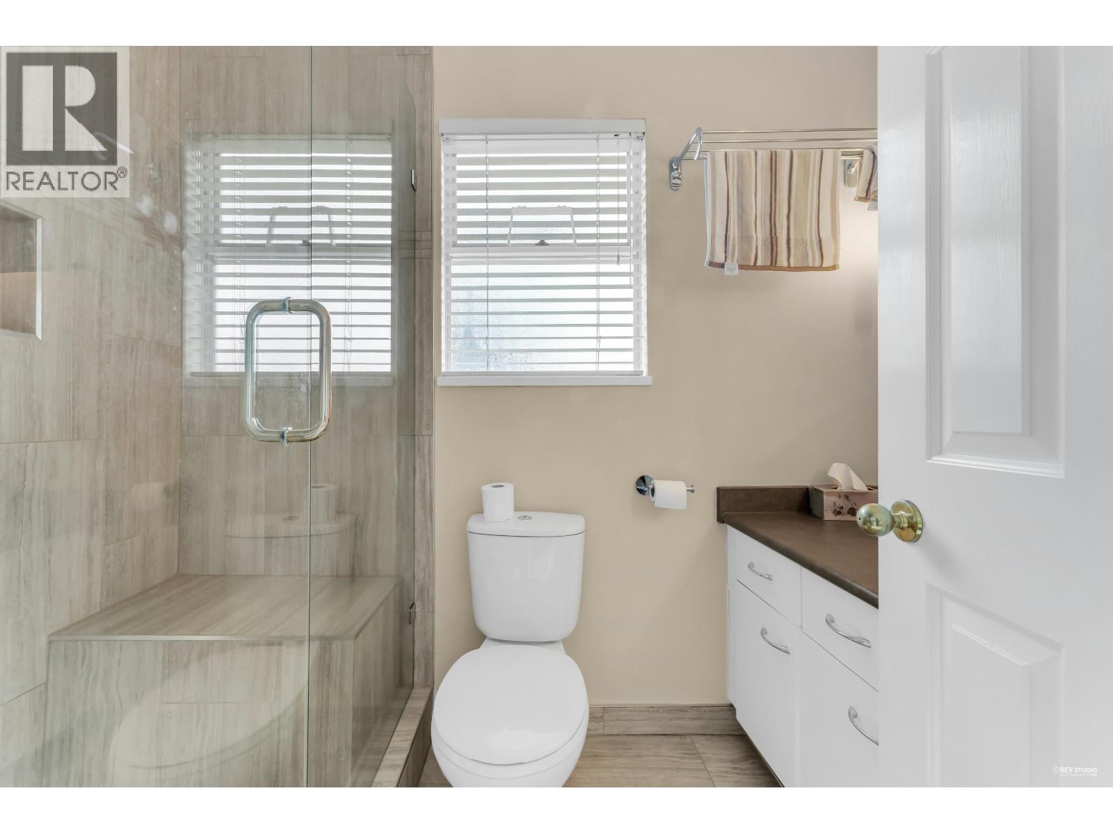 #8-4890 48 Avenue, Delta