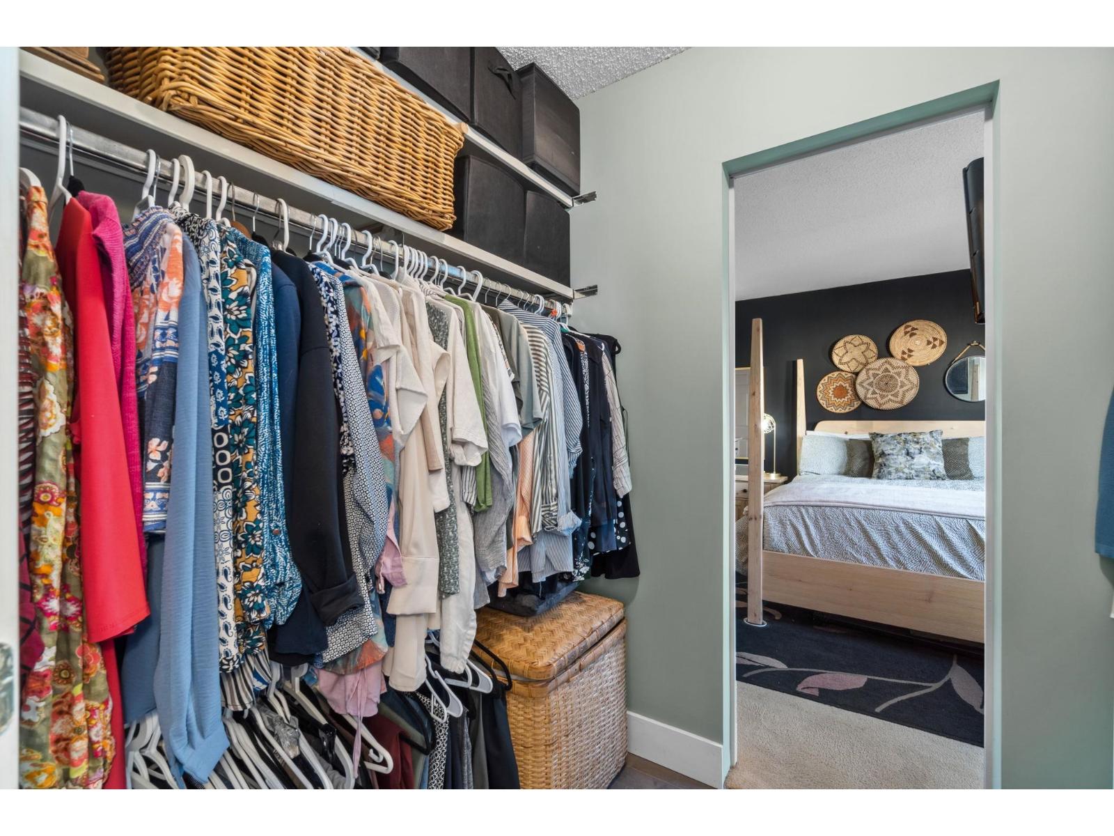 101 15041 PROSPECT AVENUE, White Rock