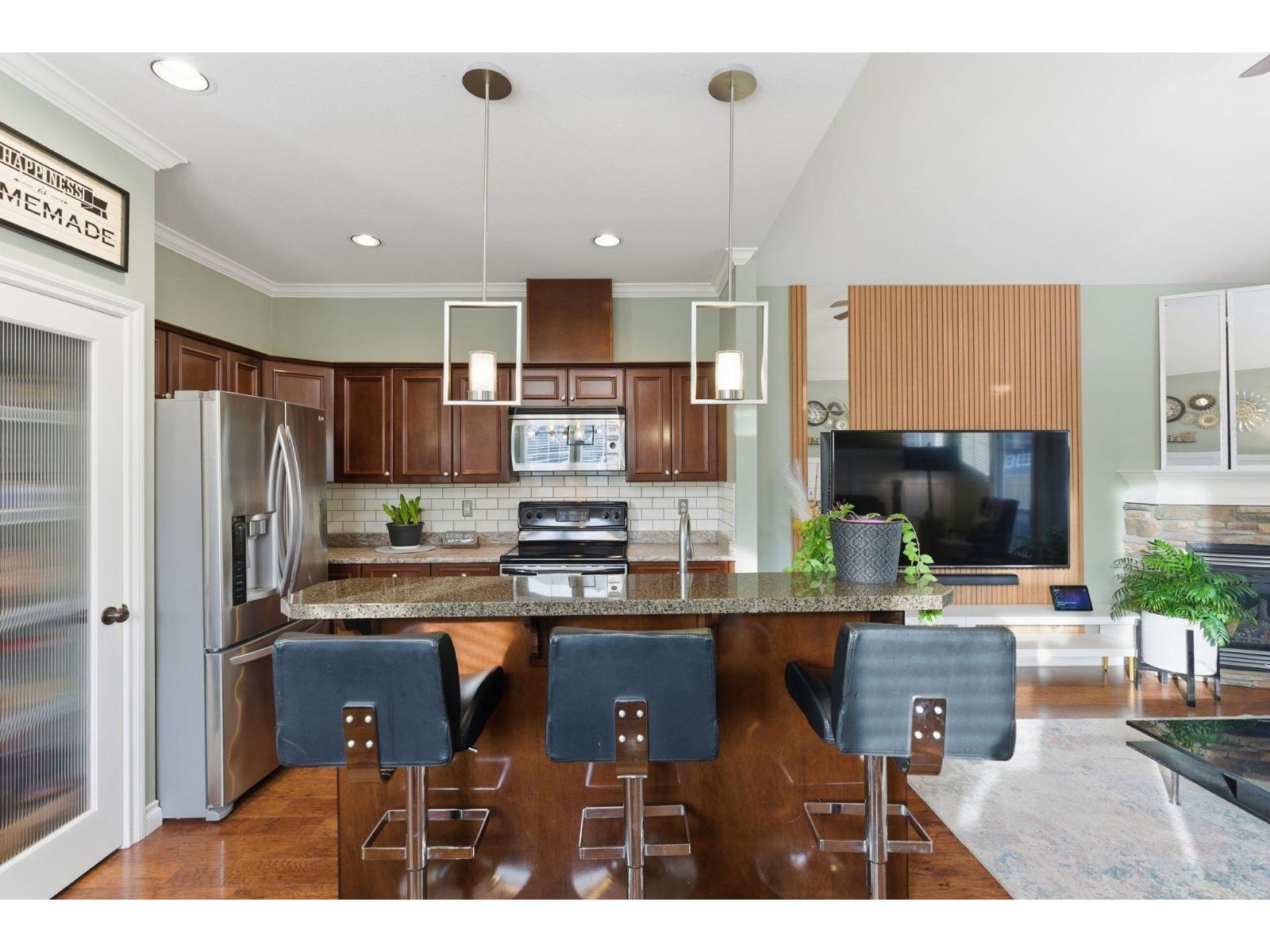 41 6577 SOUTHDOWNE PLACE, Sardis South, Chilliwack