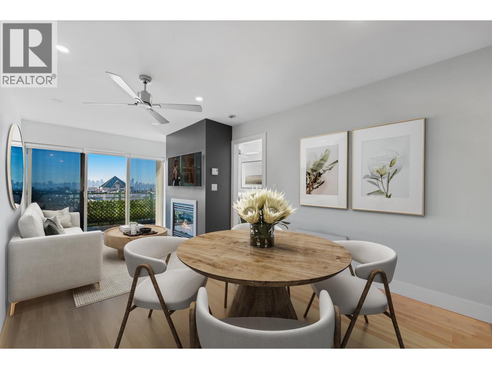 414 332 LONSDALE AVENUE, North Vancouver