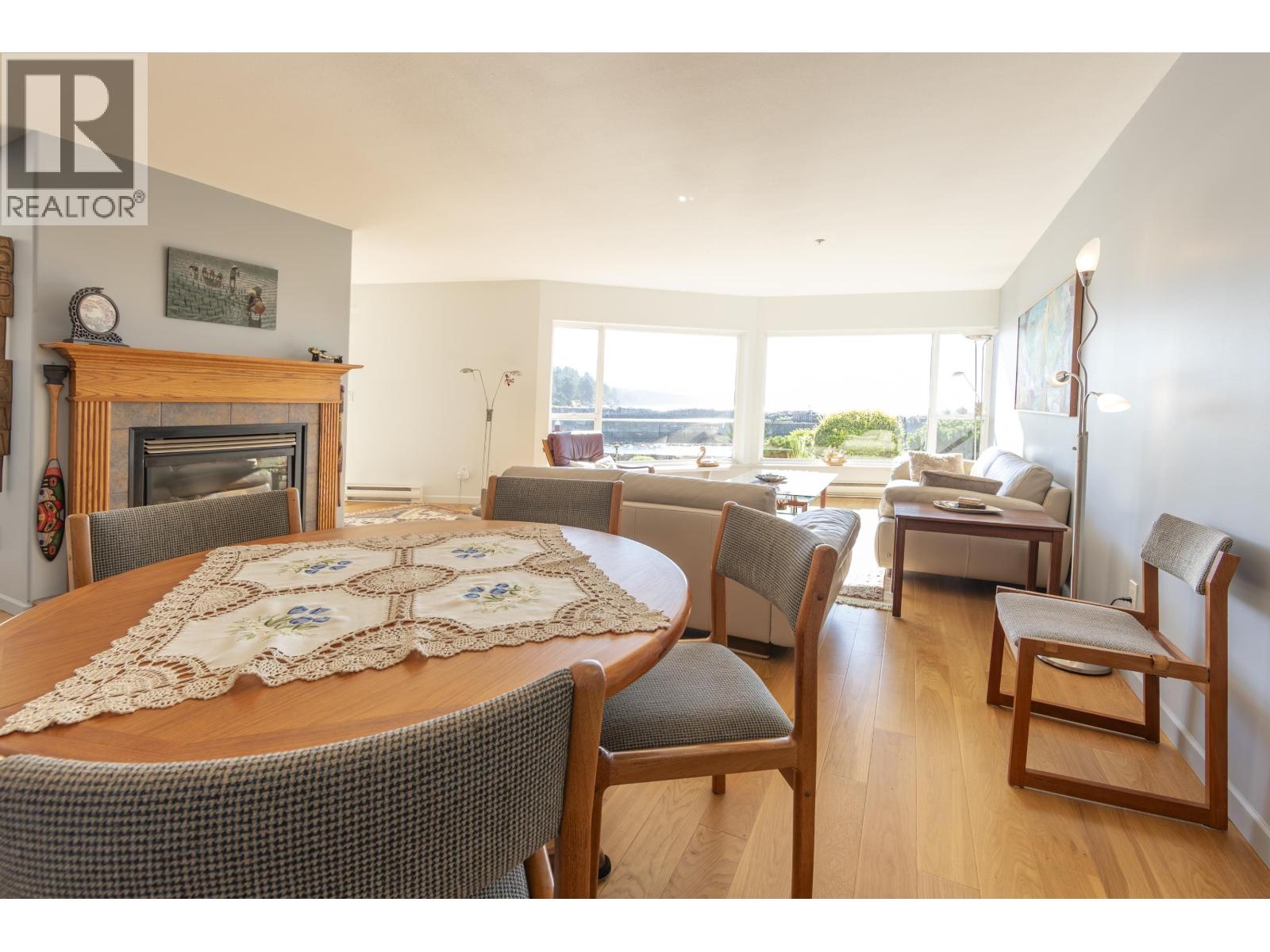 226 1585 FIELD ROAD, Sechelt