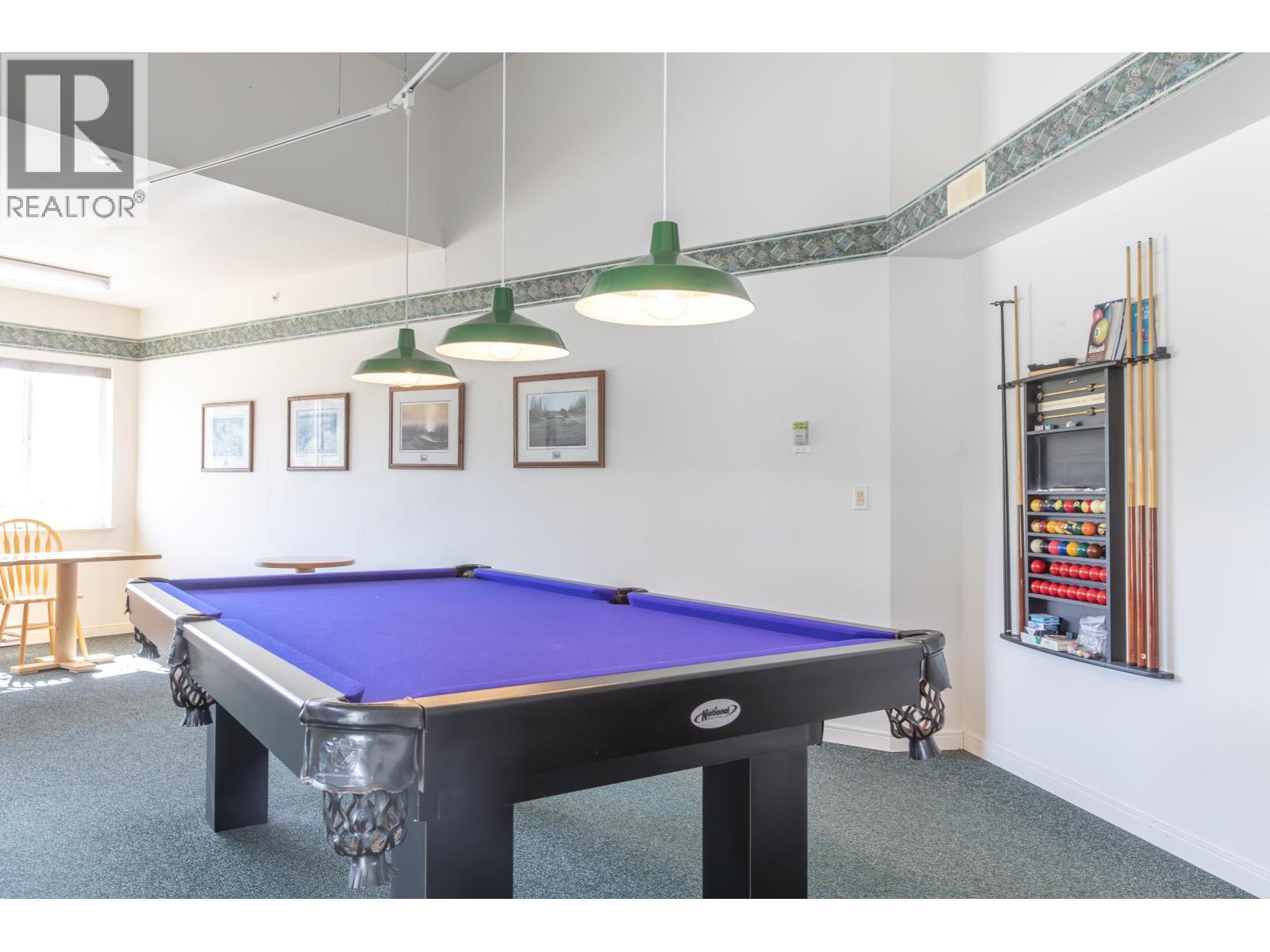 226 1585 FIELD ROAD, Sechelt