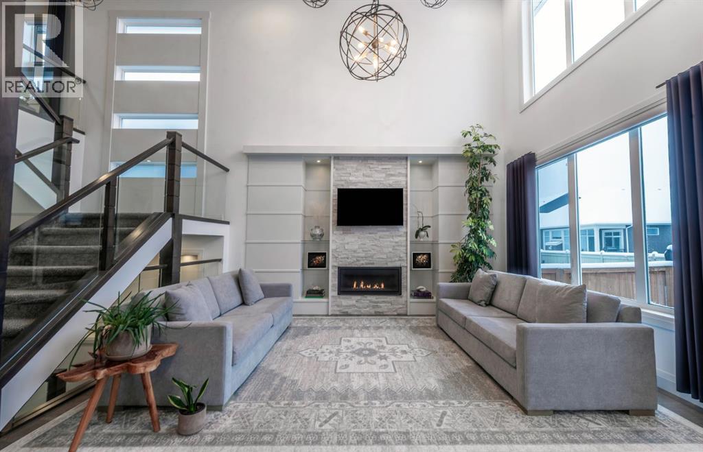 214 Aspenmere Green - Photo 2 of 48, Chestermere, Alberta