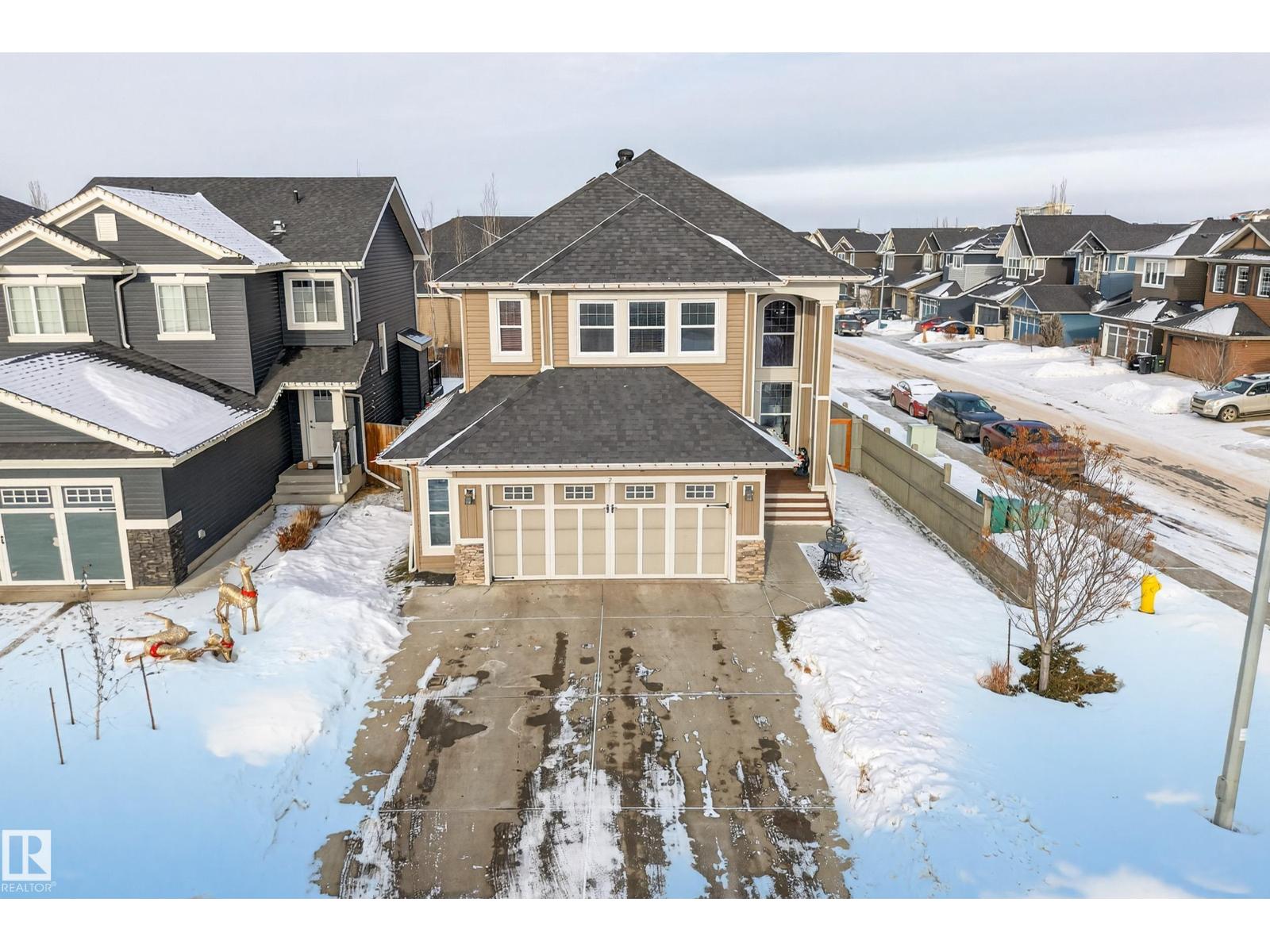 2 Ashmore Bay, Sherwood Park