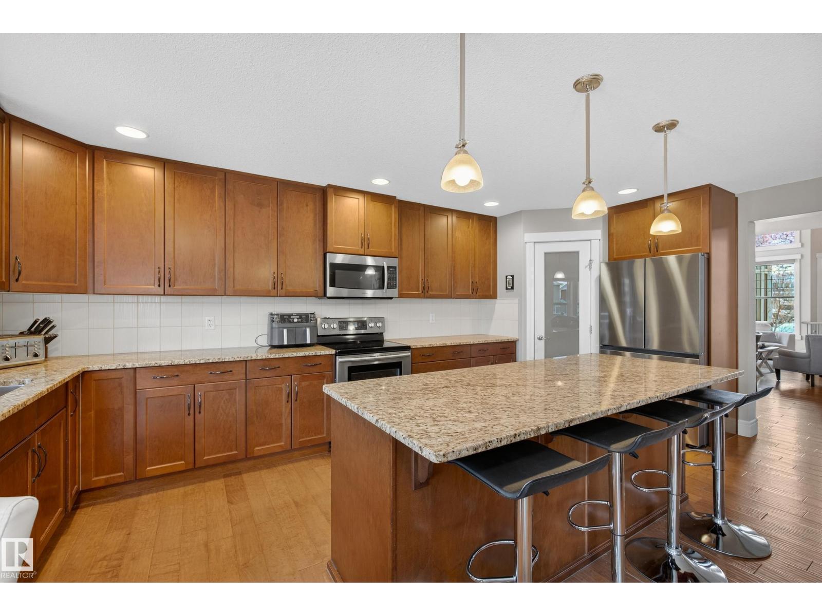 2 Ashmore Bay, Sherwood Park