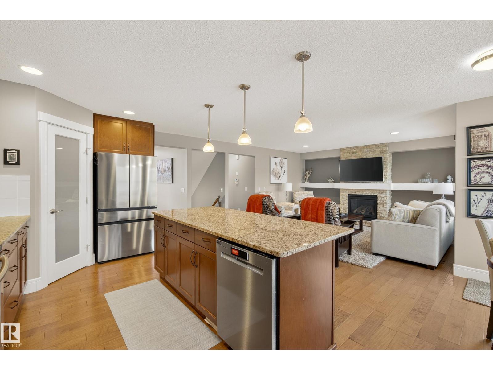 2 Ashmore Bay, Sherwood Park