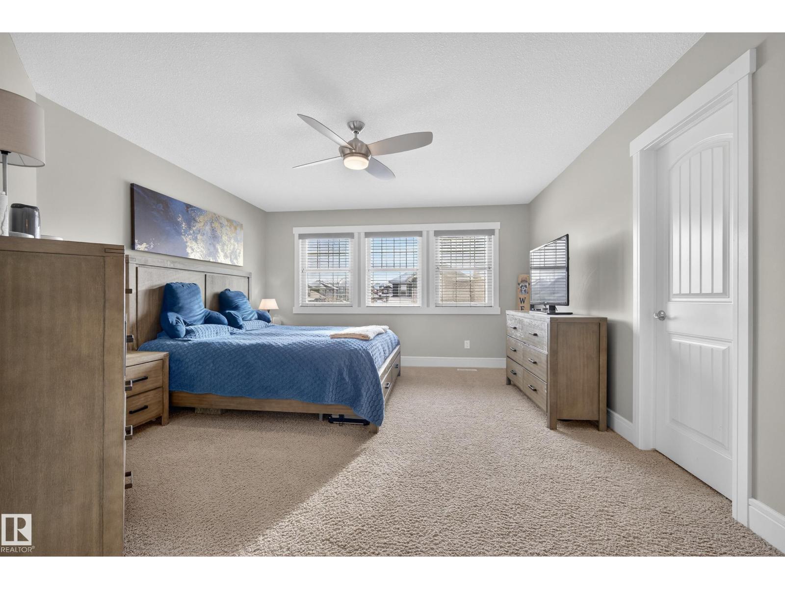 2 Ashmore Bay, Sherwood Park