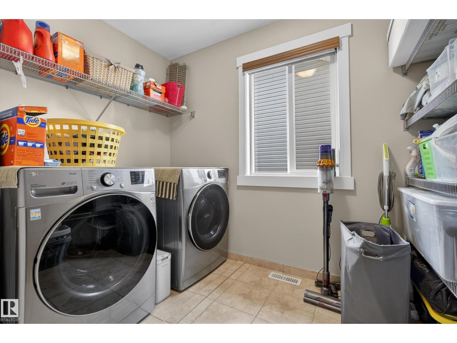 2 Ashmore Bay, Sherwood Park