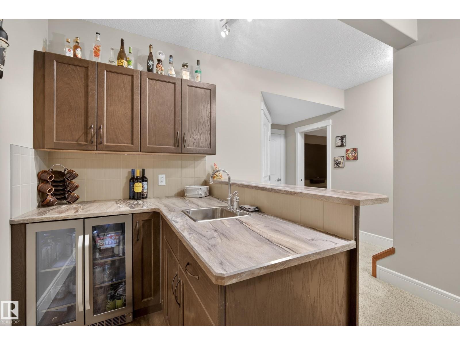 2 Ashmore Bay, Sherwood Park