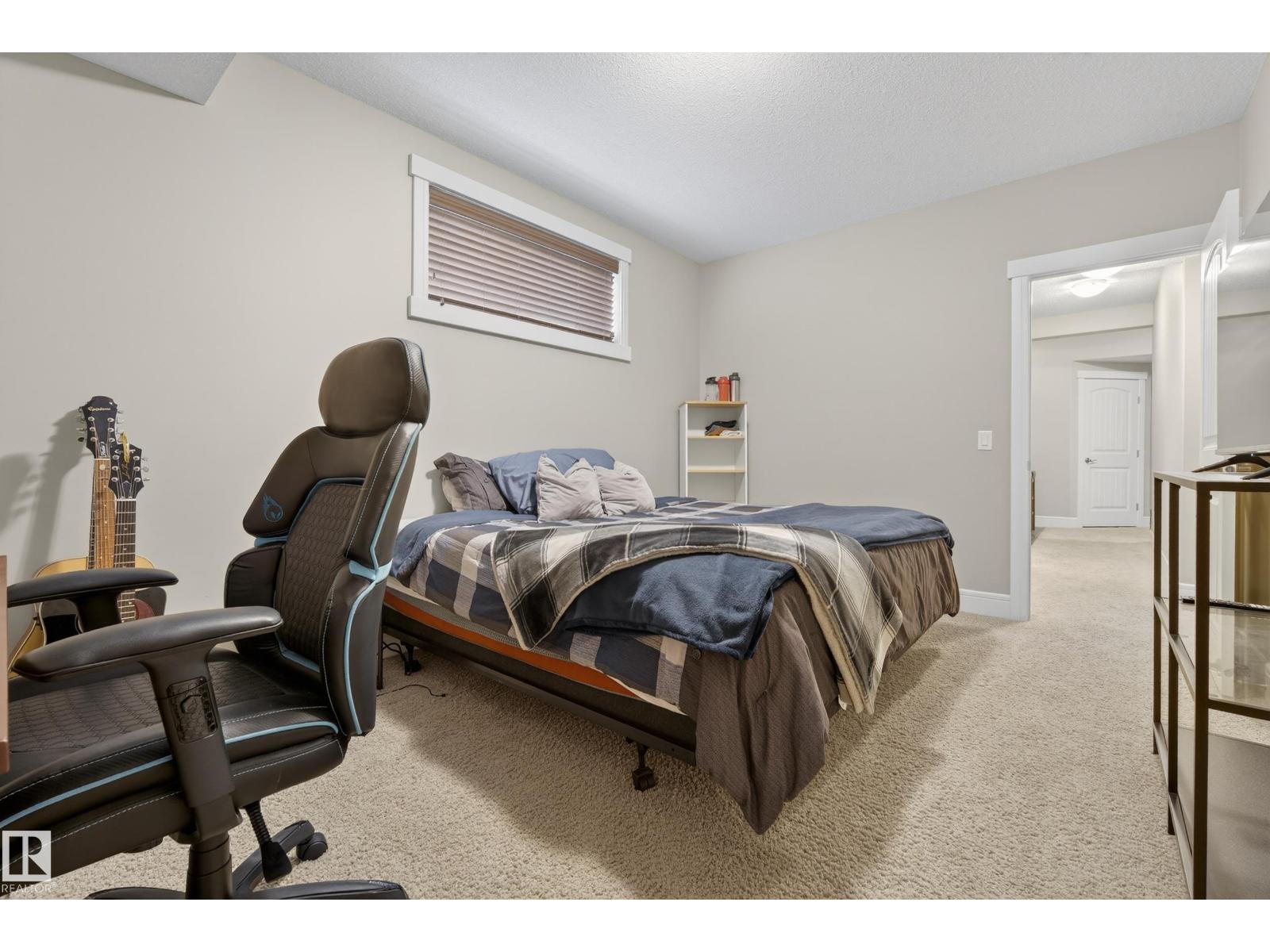 2 Ashmore Bay, Sherwood Park