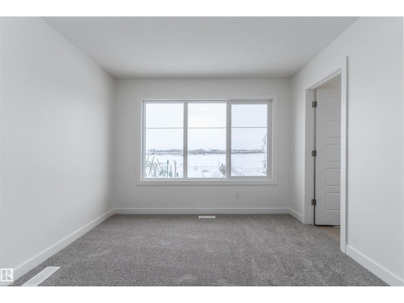 1250 MCLEOD AV, Spruce Grove