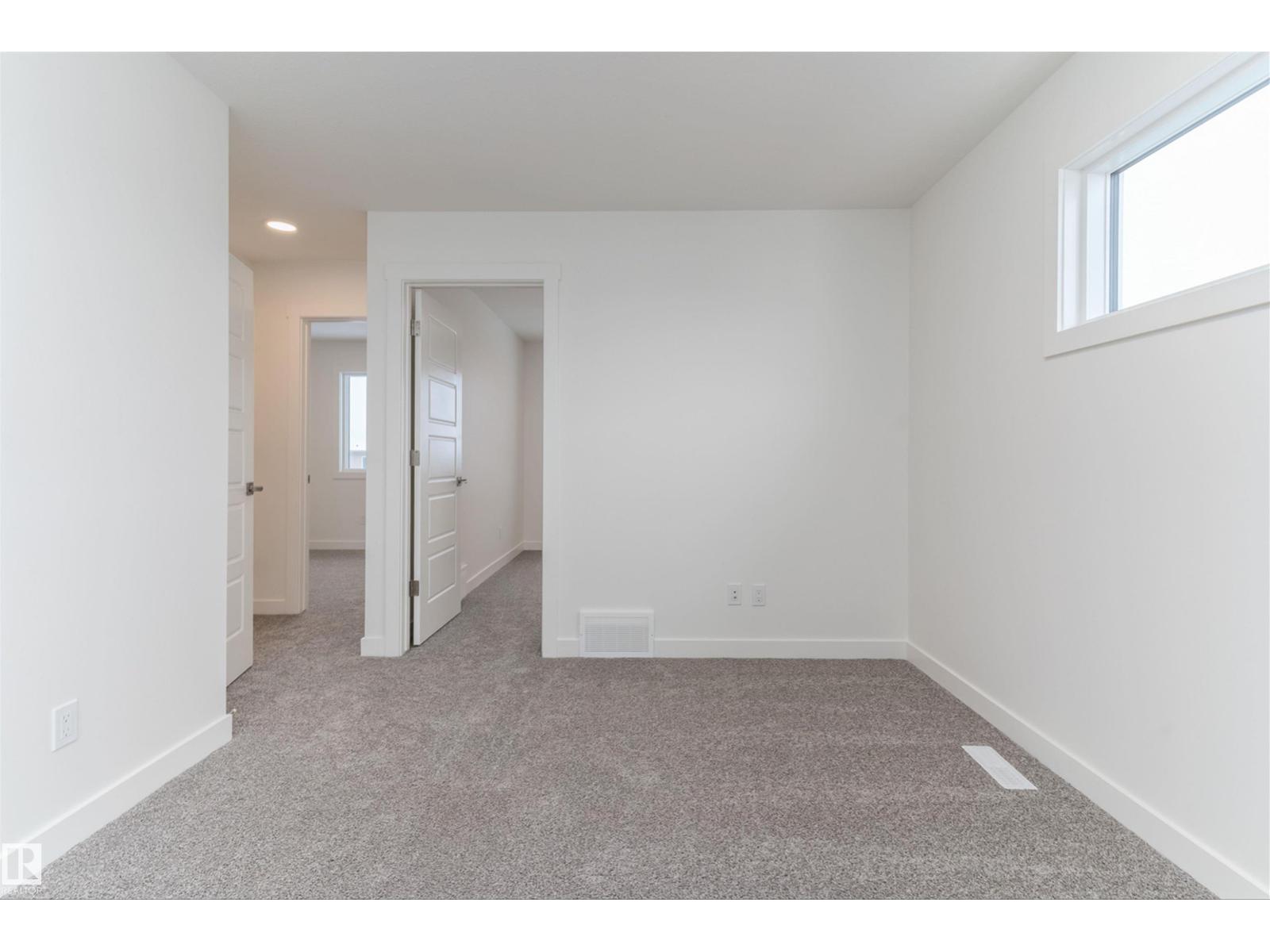 1250 MCLEOD AV, Spruce Grove