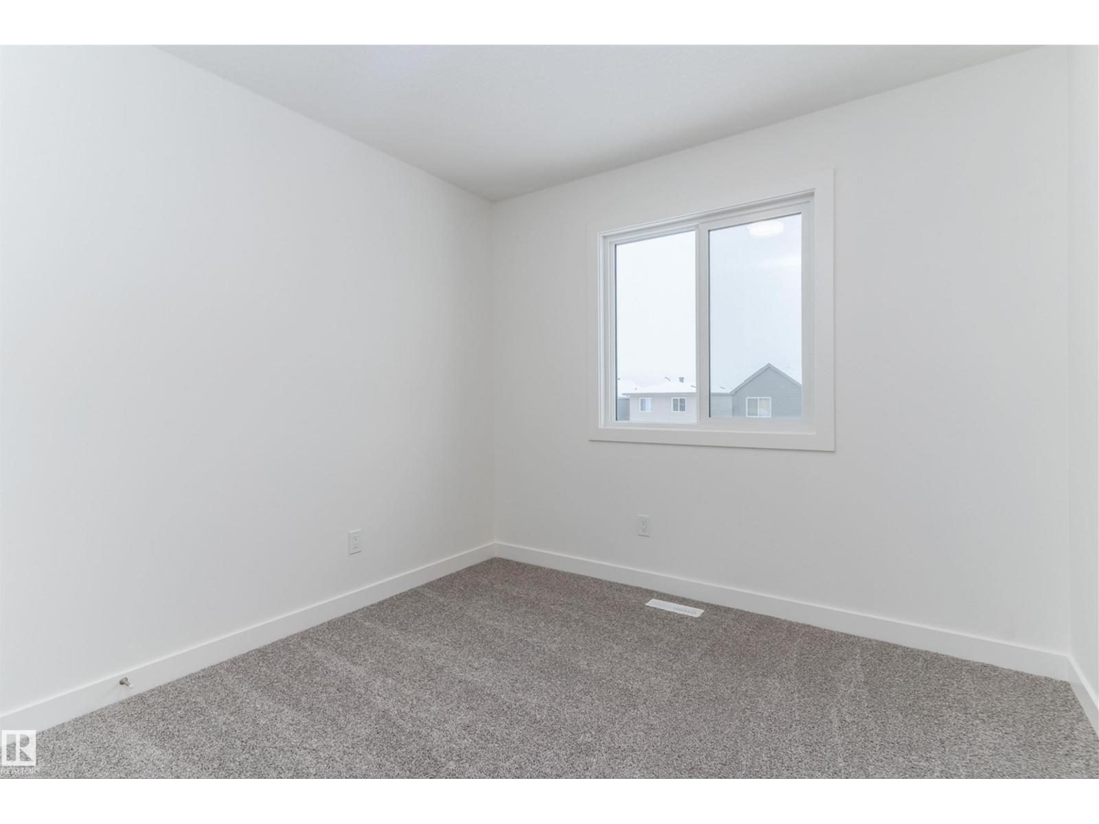 1250 MCLEOD AV, Spruce Grove