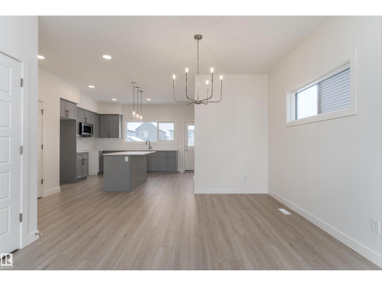 1250 MCLEOD AV, Spruce Grove