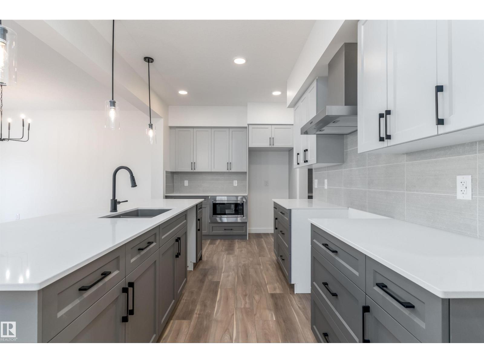 1 EMPRESS WY, Spruce Grove