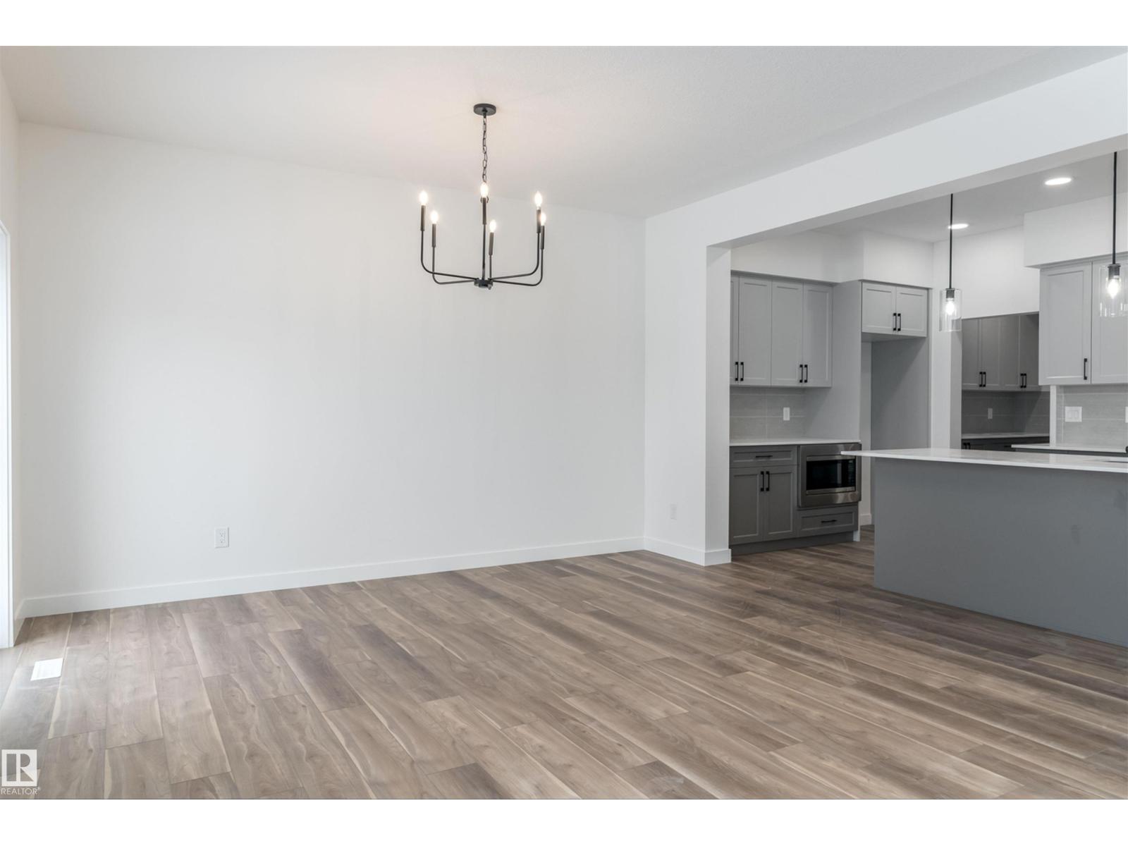 1 EMPRESS WY, Spruce Grove