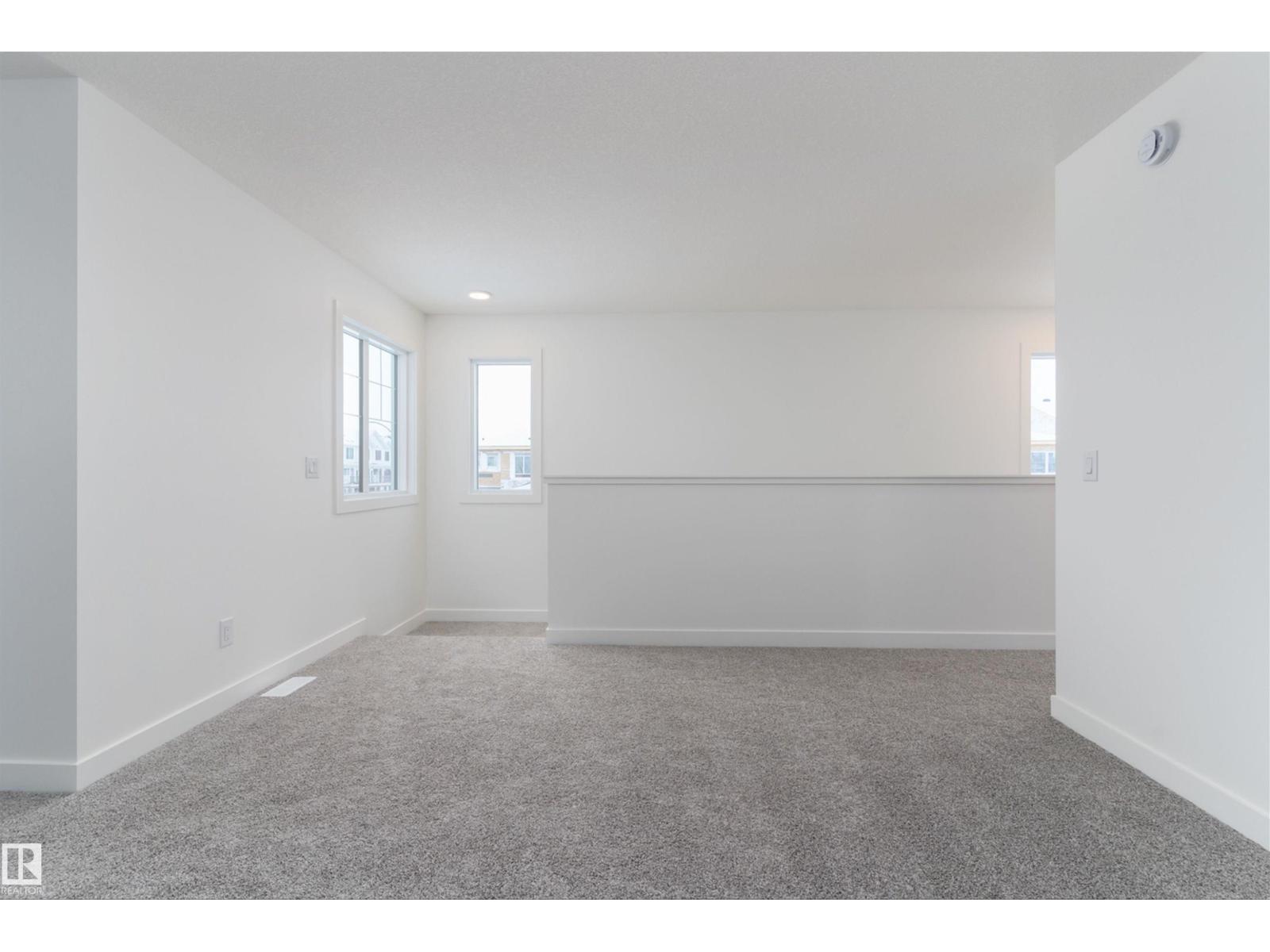 1 EMPRESS WY, Spruce Grove