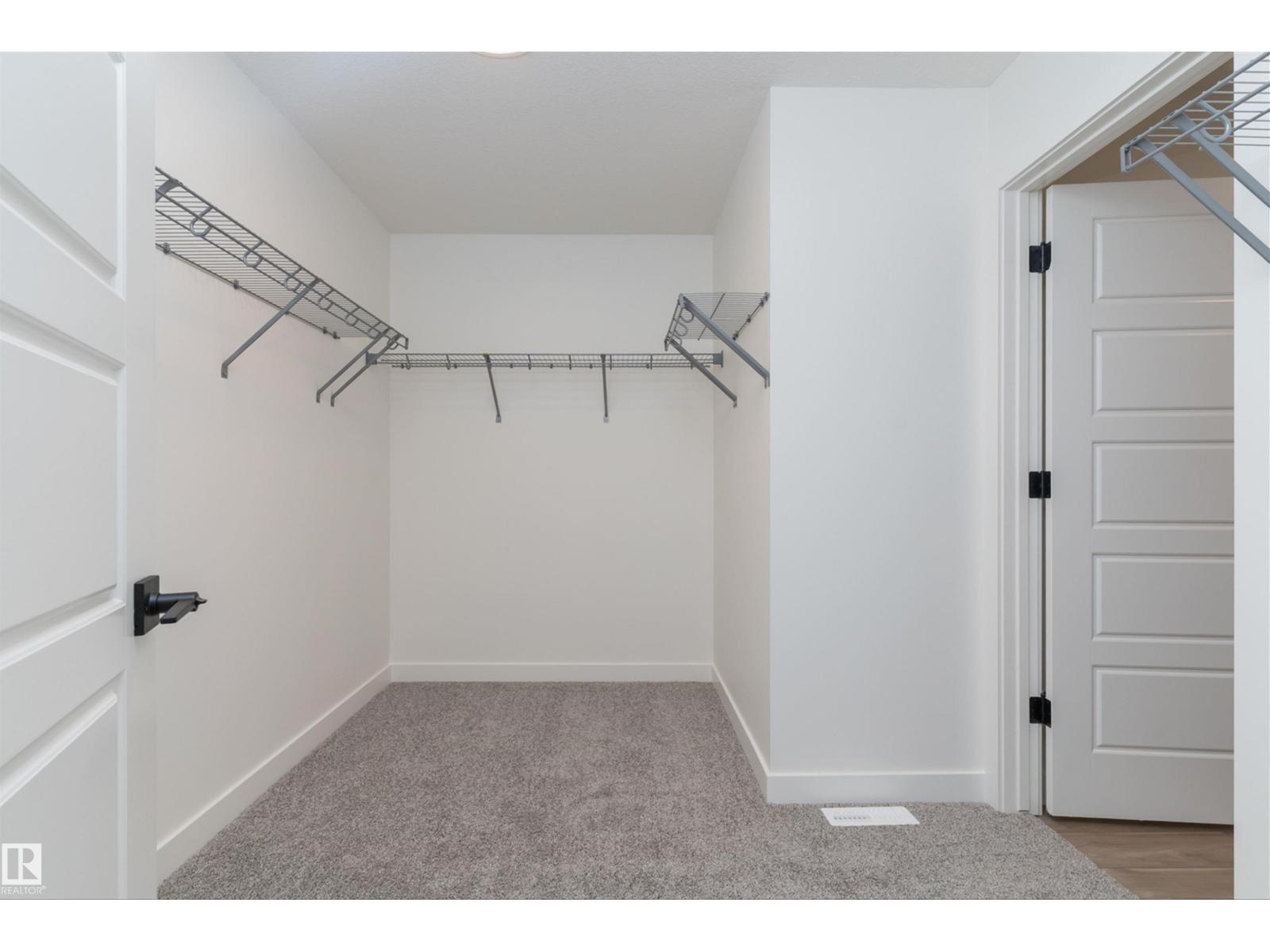 1 EMPRESS WY, Spruce Grove