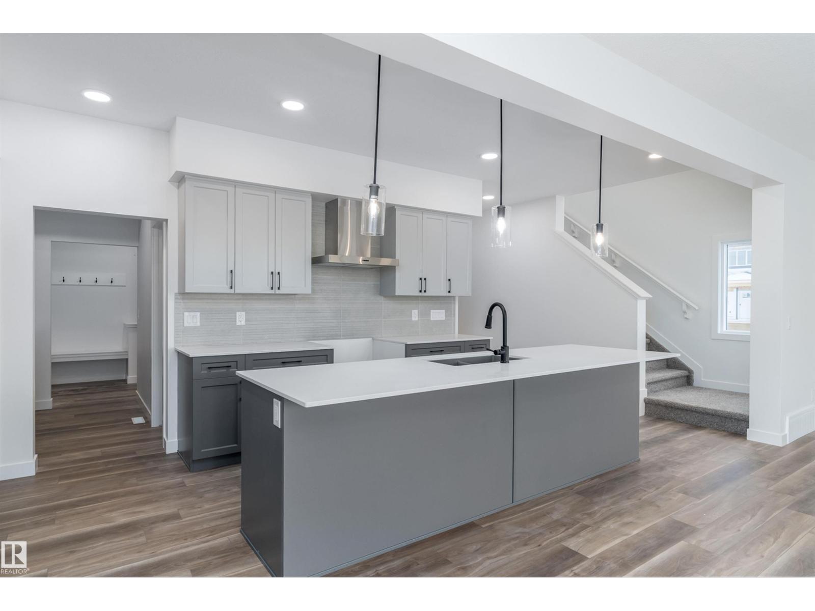 1 EMPRESS WY, Spruce Grove