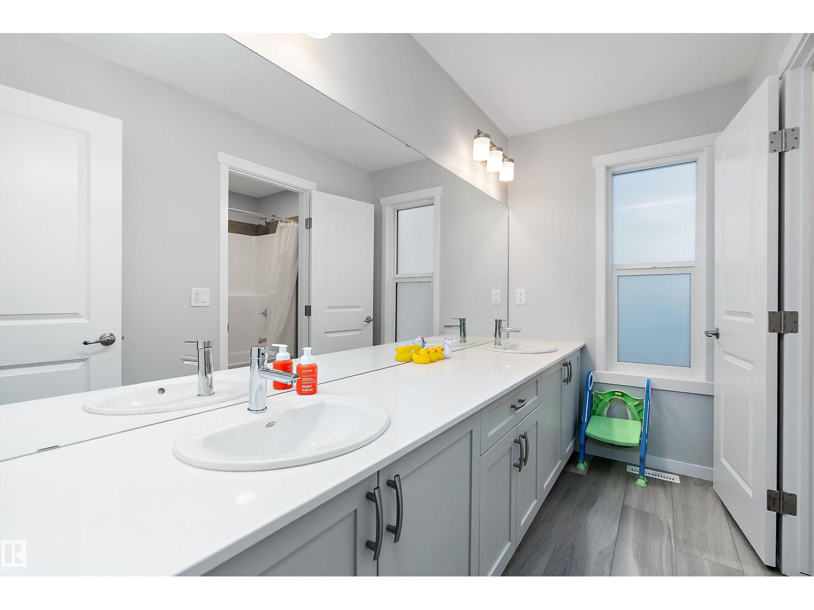 211 CALEDON CR, Spruce Grove