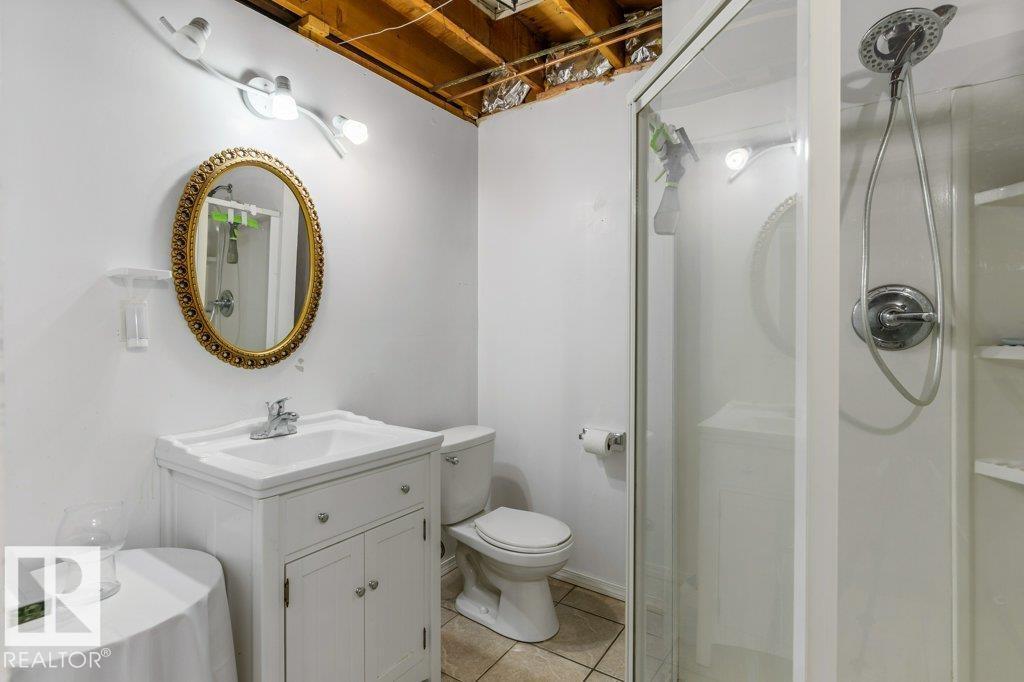 36 SUNSET BLVD, St. Albert